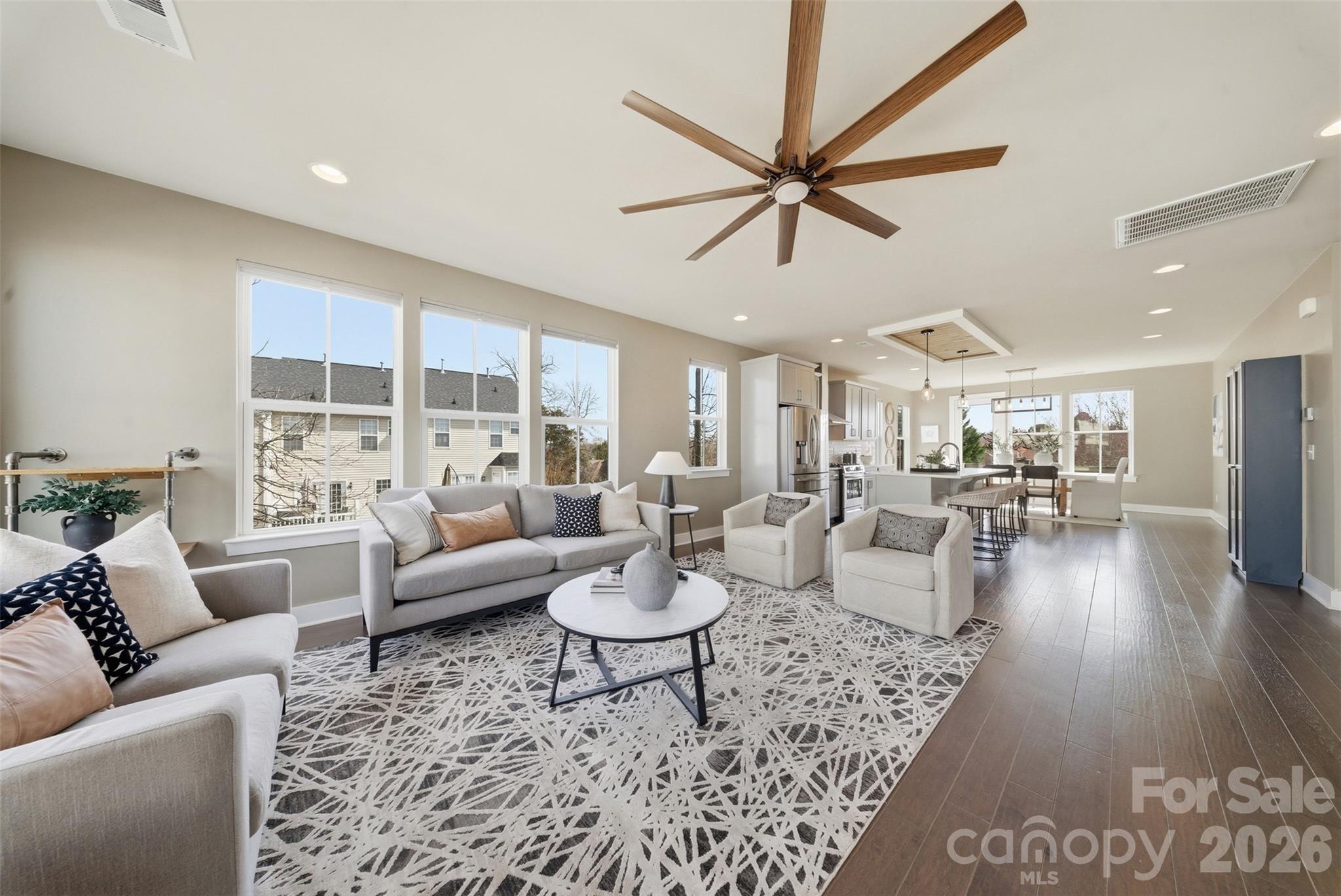 11921 Fiddlers Roof Lane