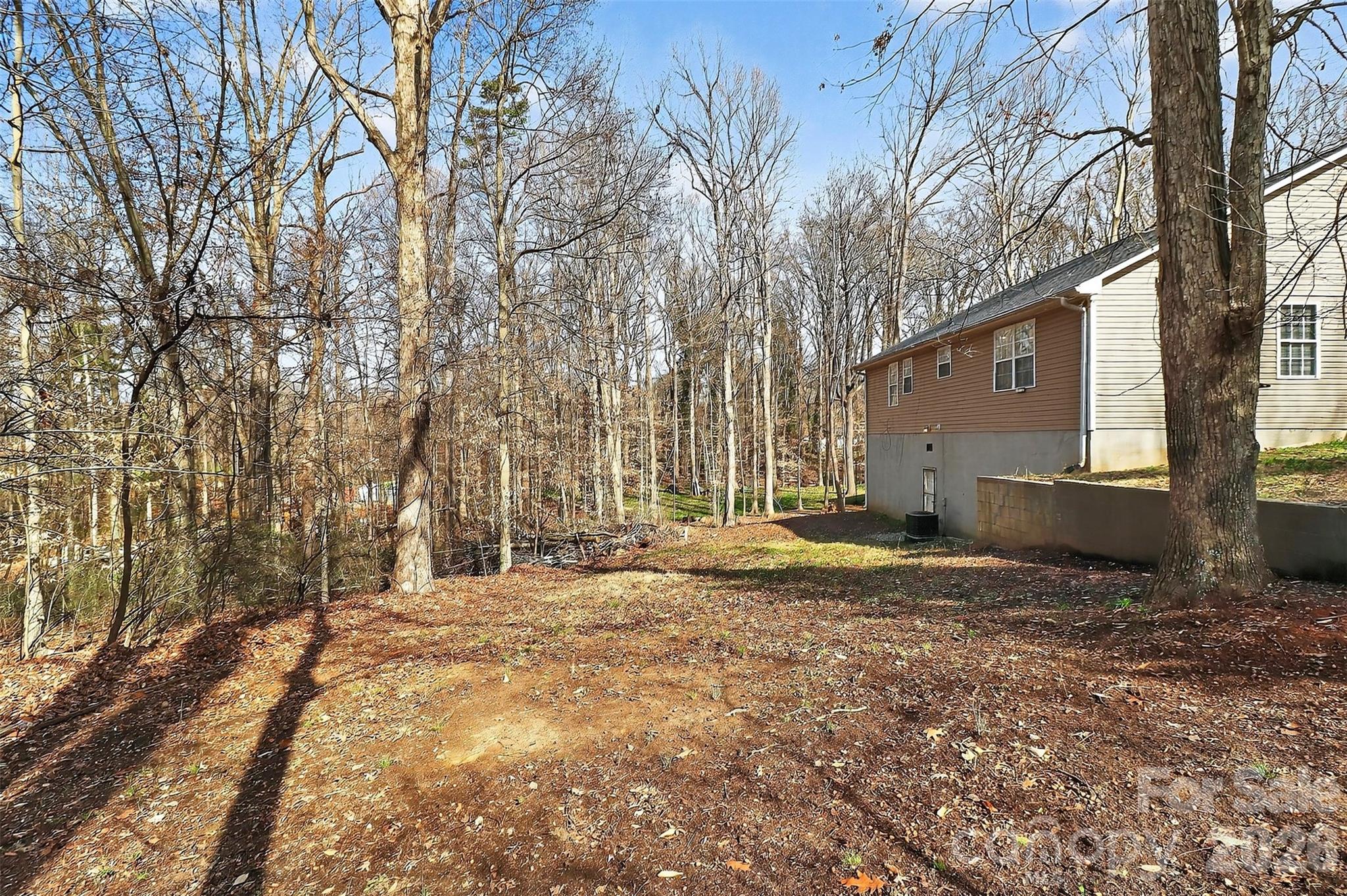 6238 King George Drive