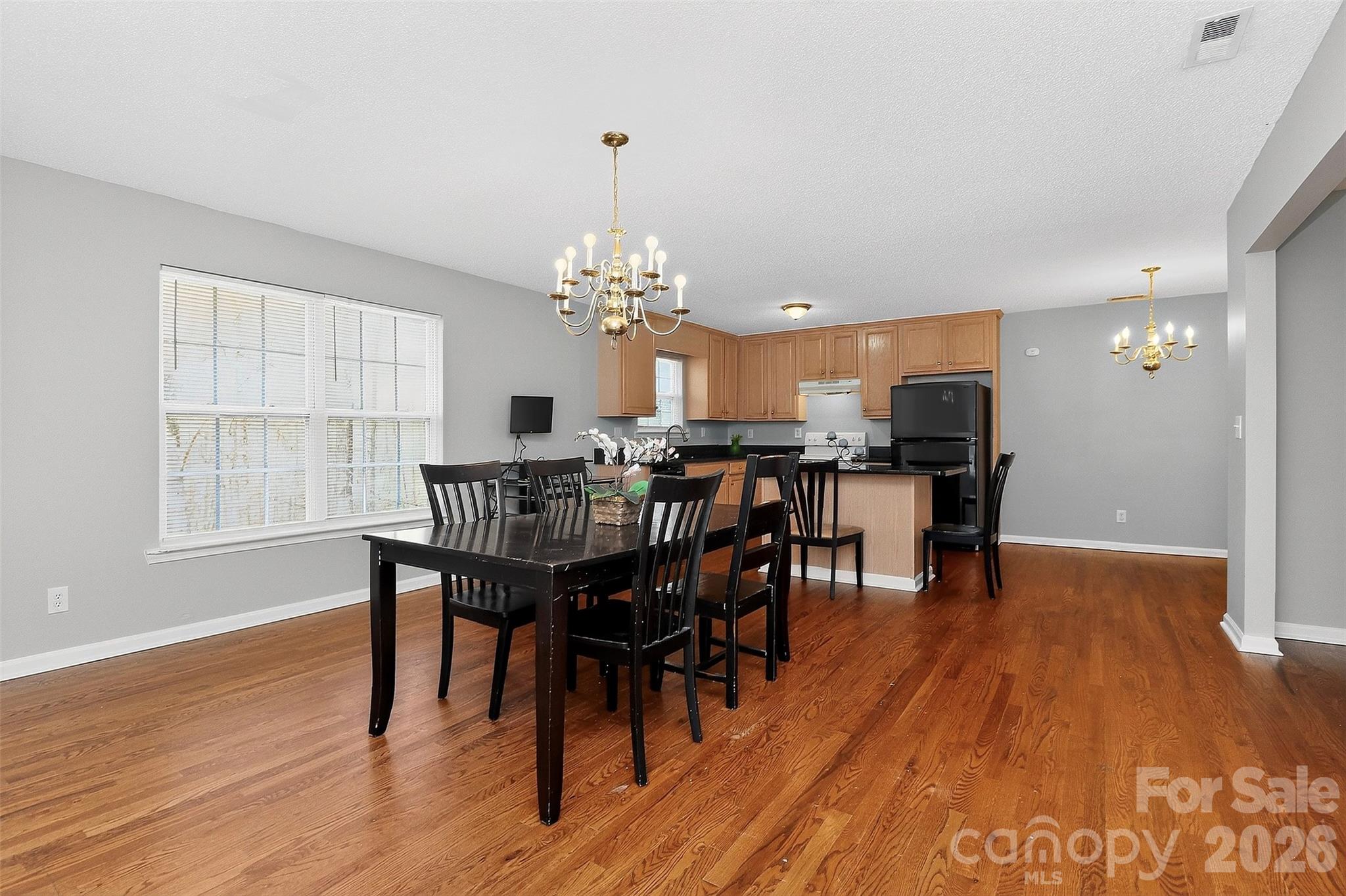 6238 King George Drive
