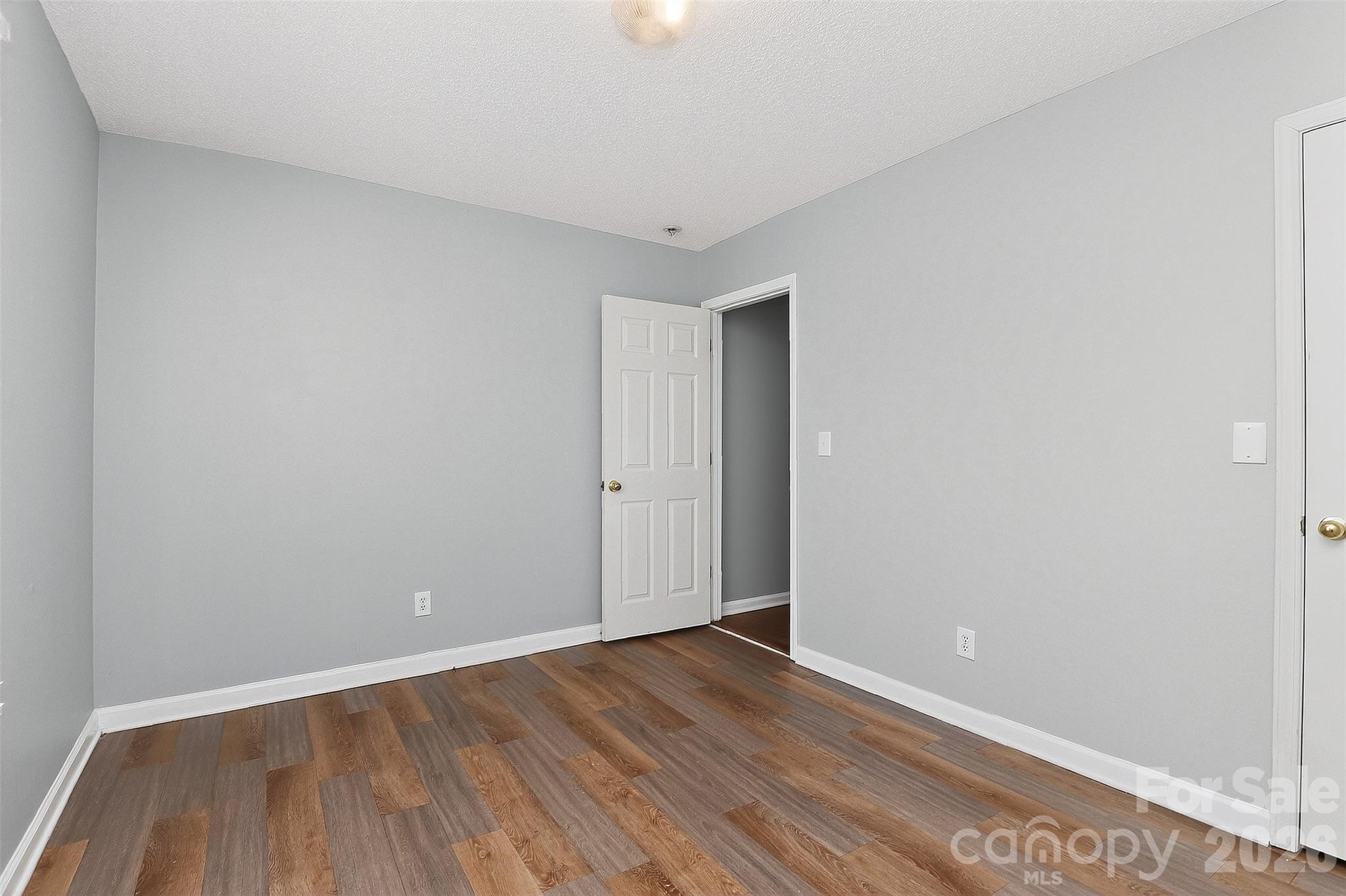 6238 King George Drive