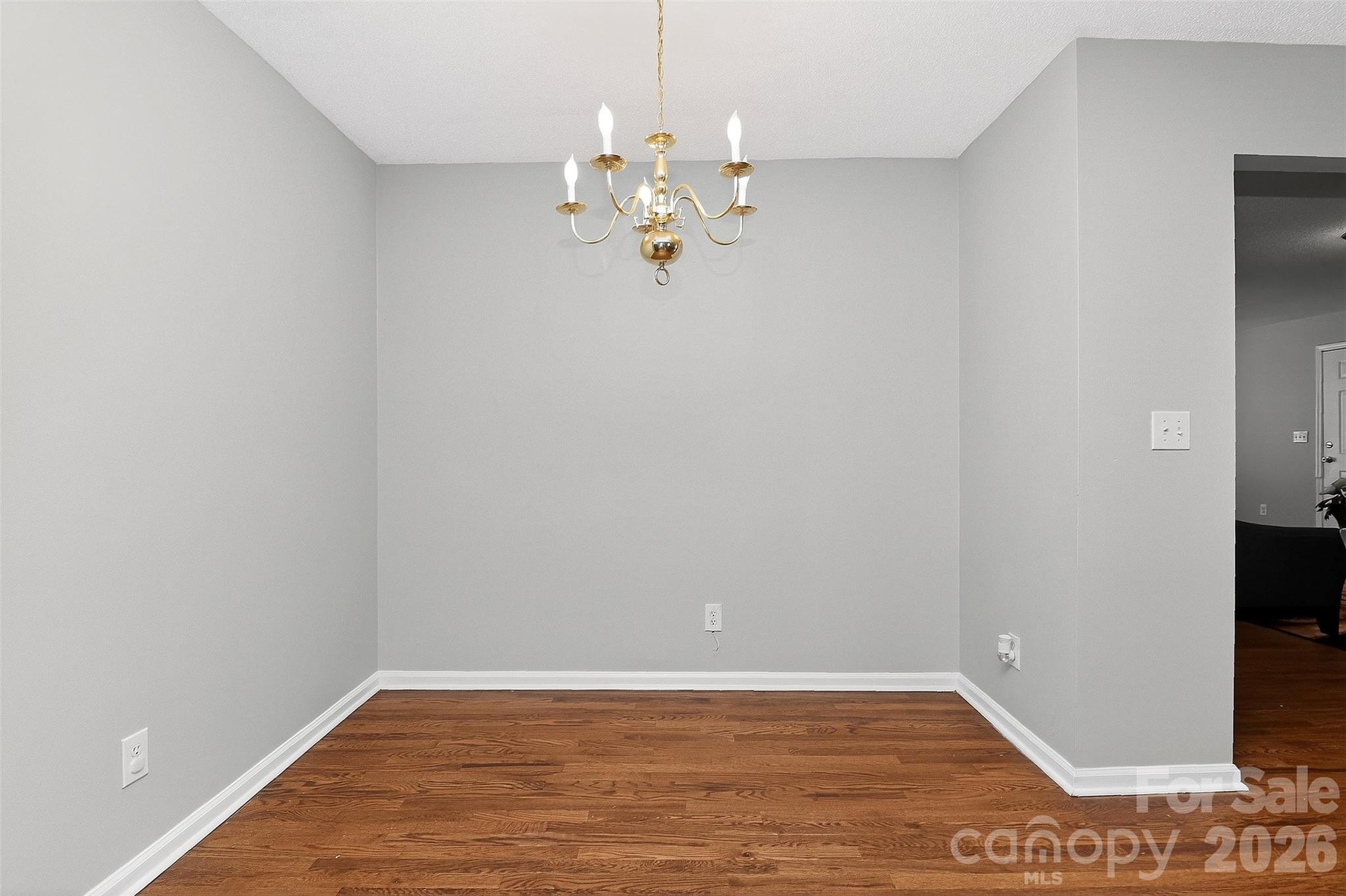 6238 King George Drive