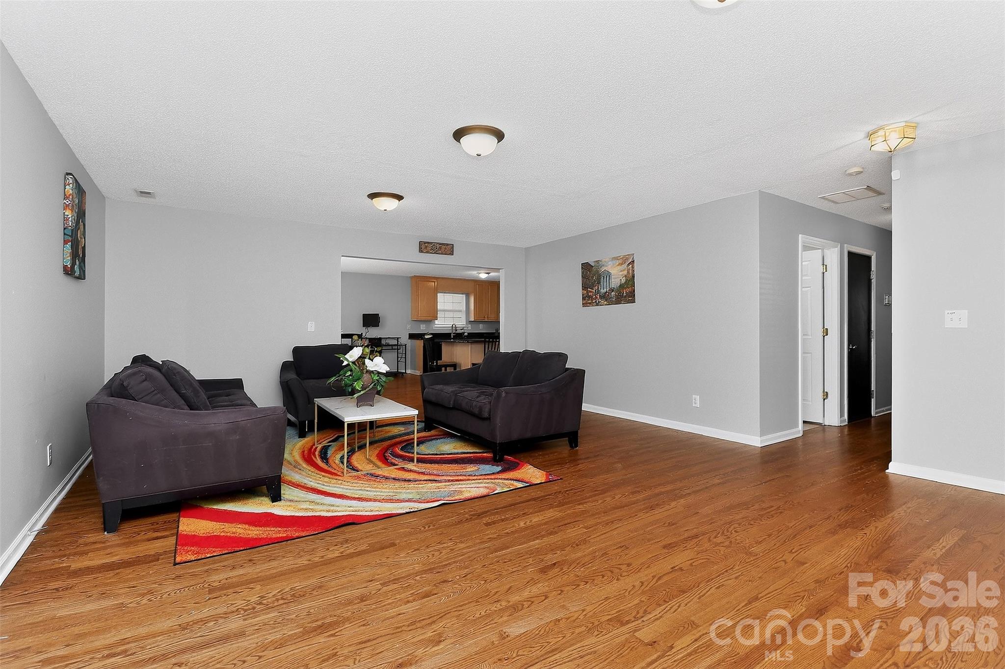 6238 King George Drive