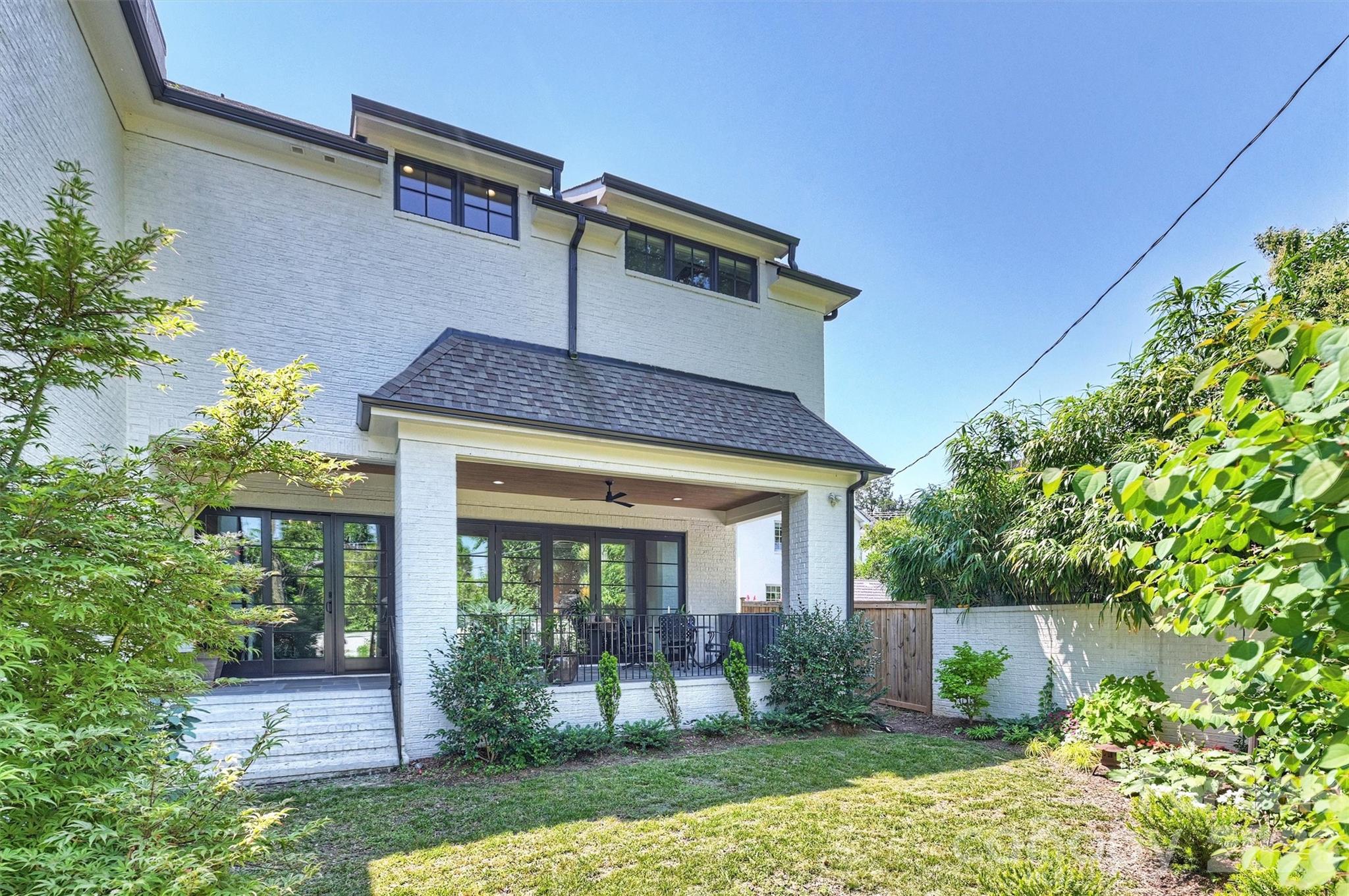 2714 Selwyn Avenue