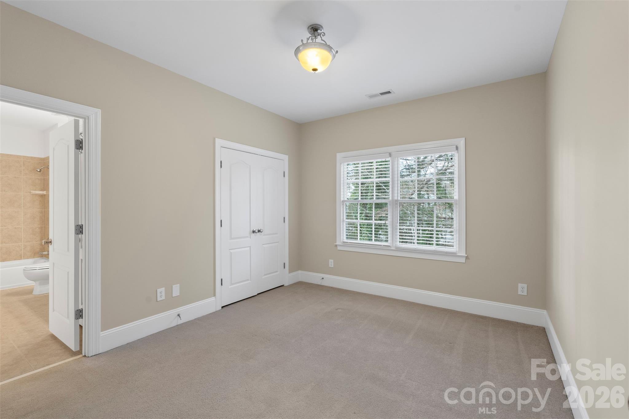 6817 Thornton Oaks Court