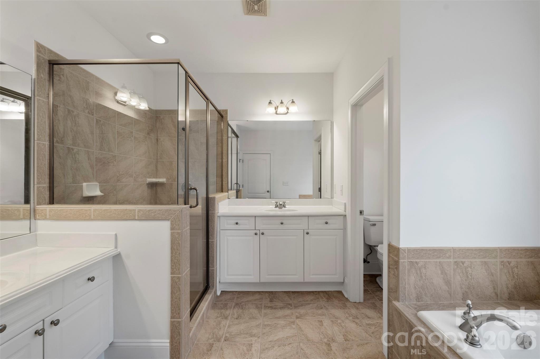 6817 Thornton Oaks Court