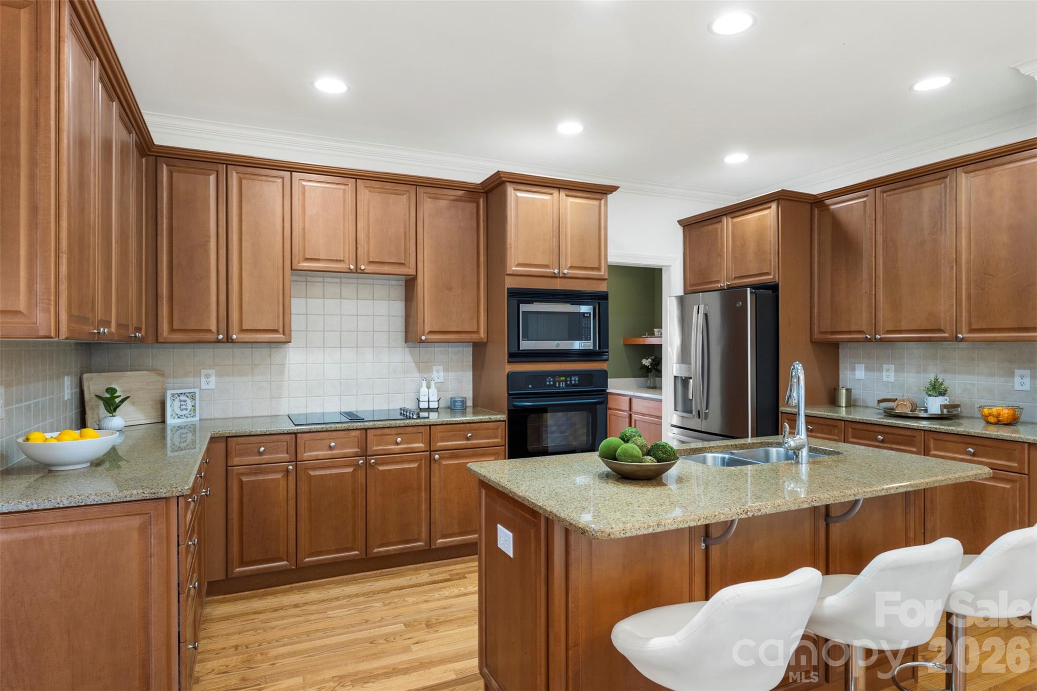 6817 Thornton Oaks Court