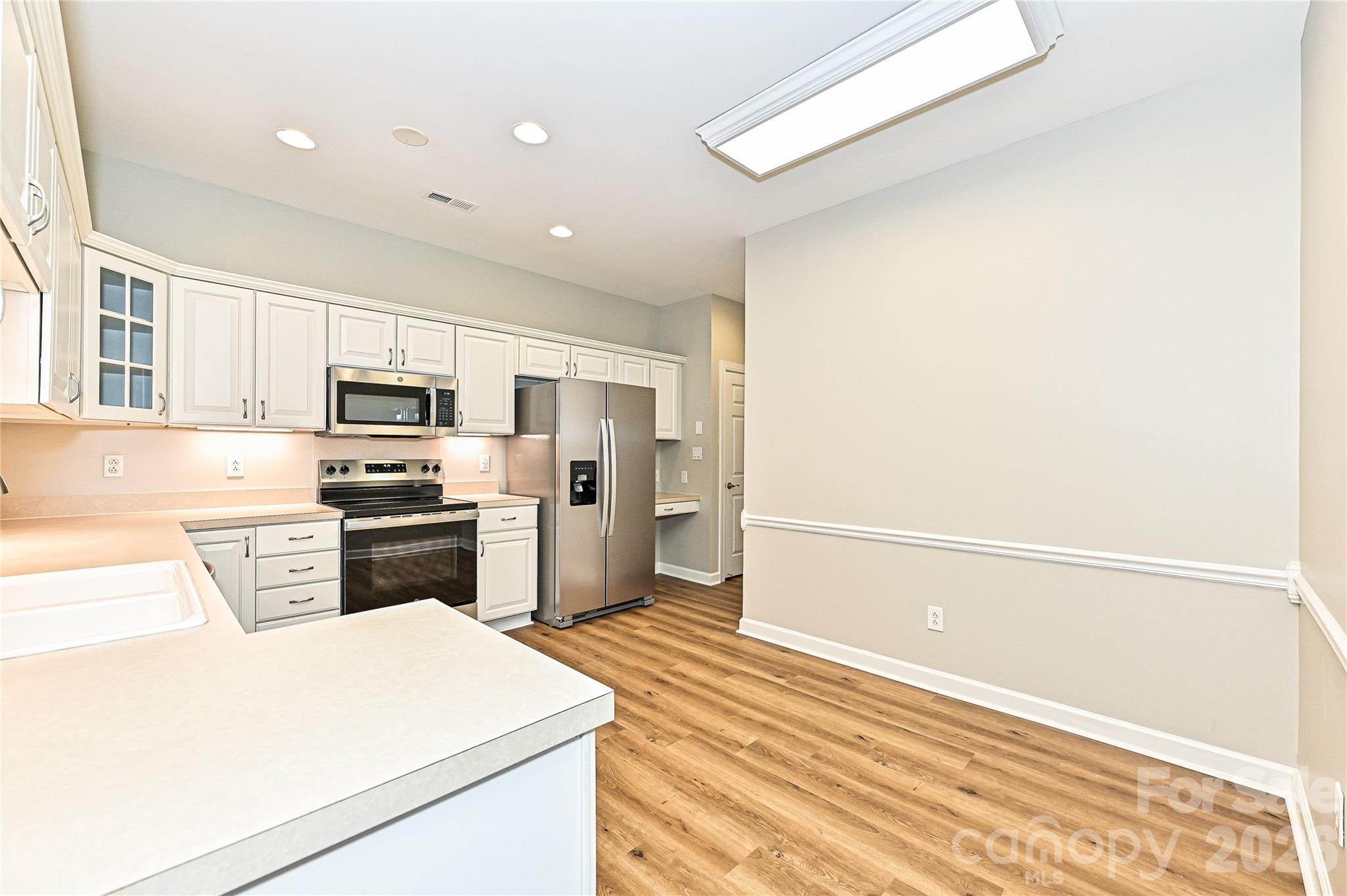 8348 Highland Glen Drive