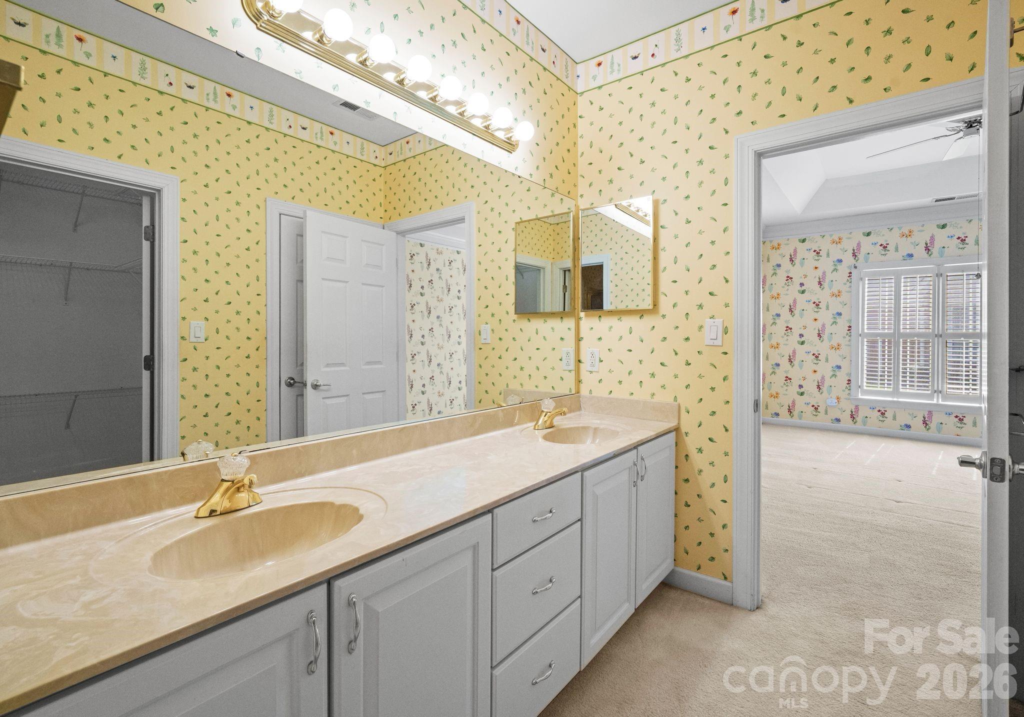 8348 Highland Glen Drive