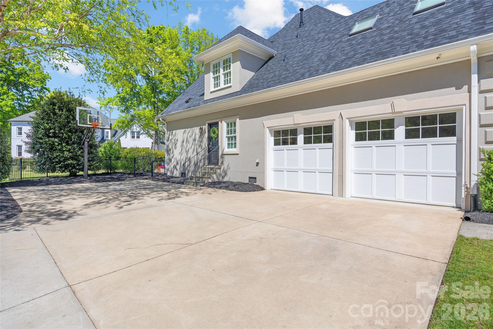 11132 Colonial Country Lane