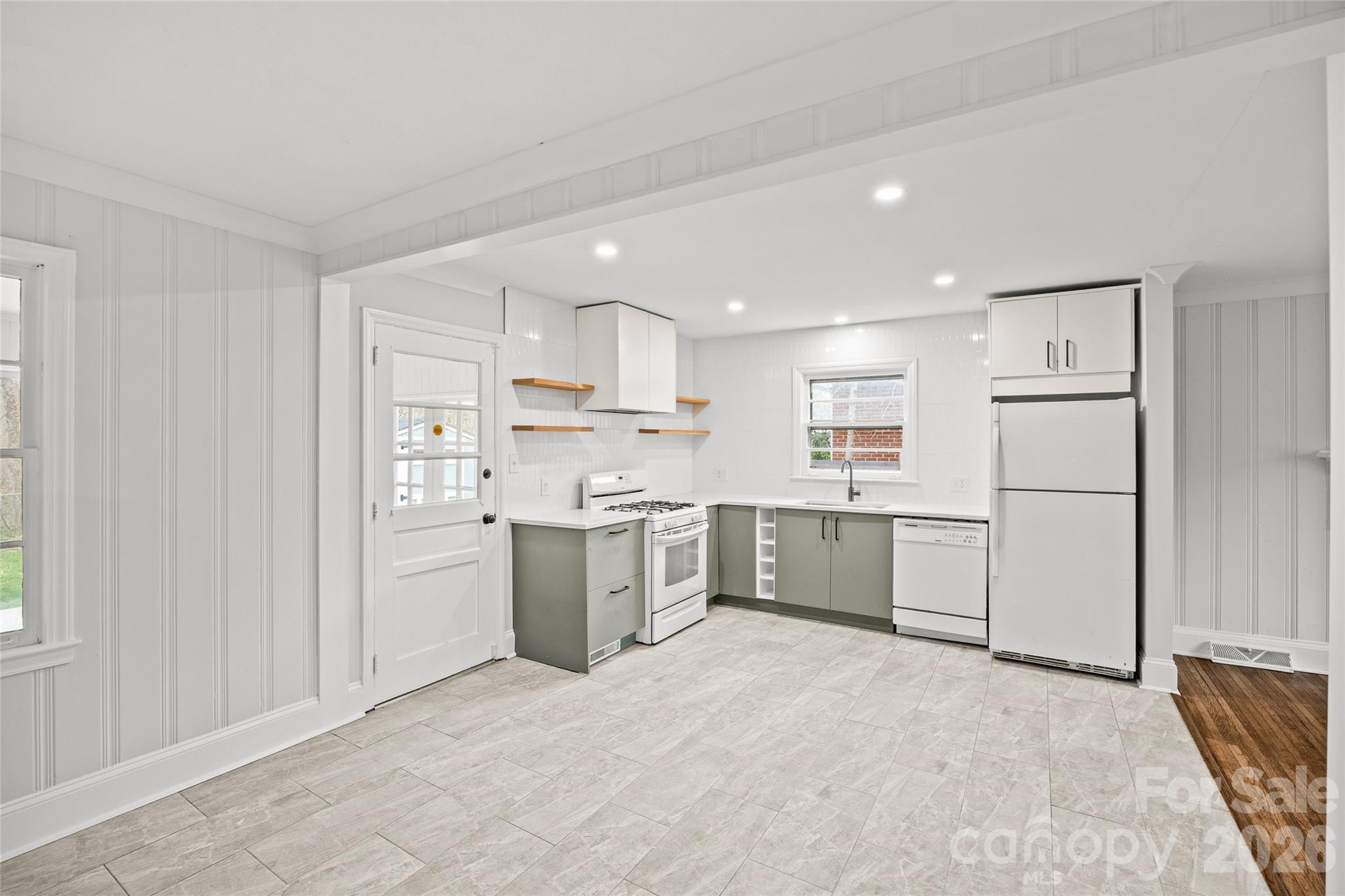 1227 Tarrington Avenue