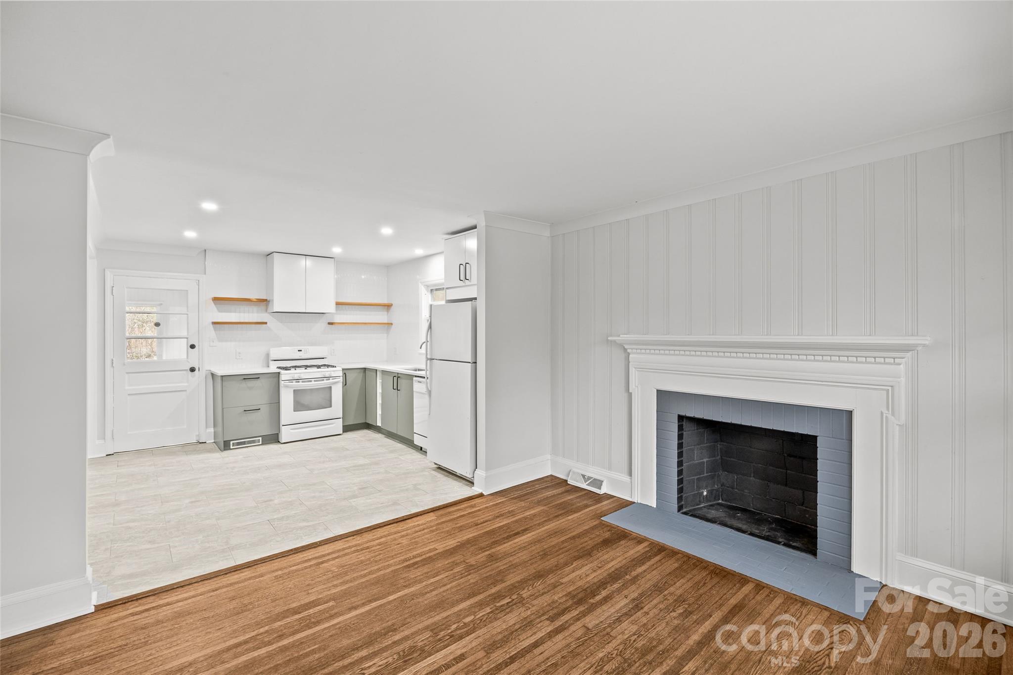 1227 Tarrington Avenue