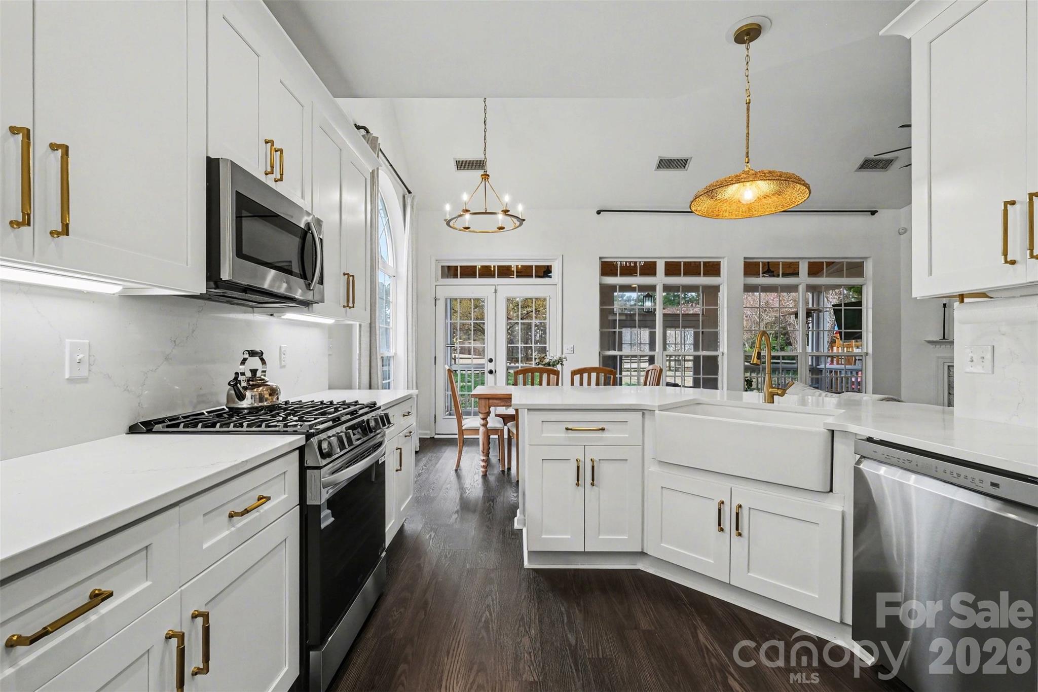 9152 Snow Hill Court