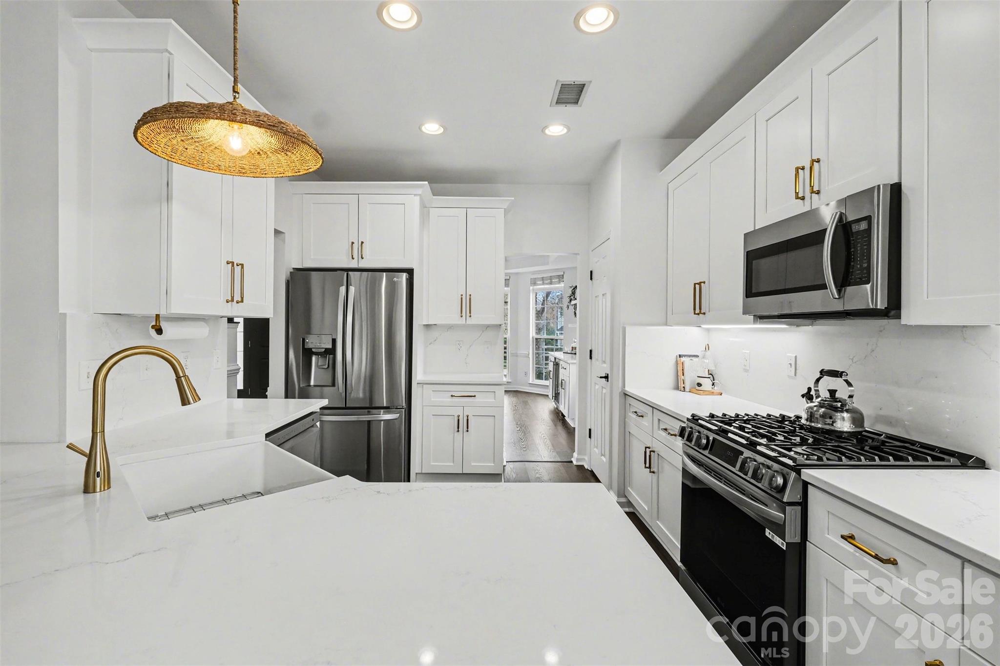 9152 Snow Hill Court