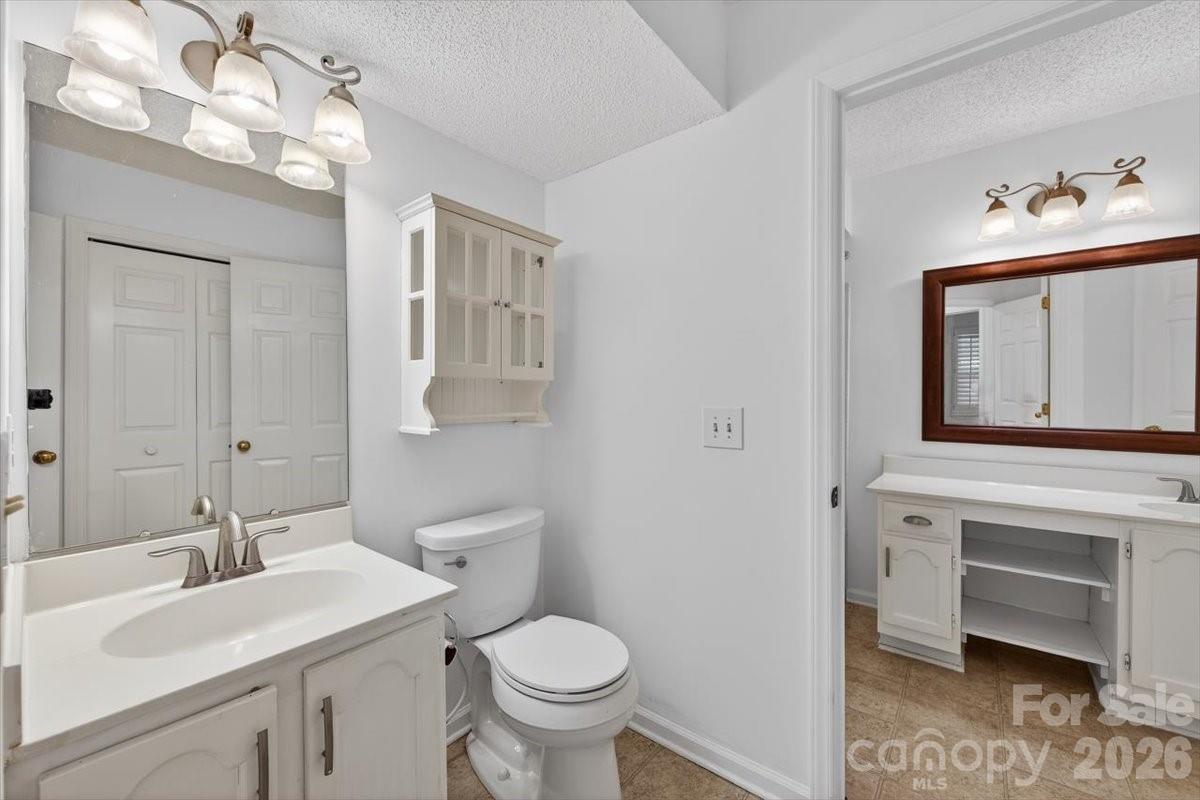 6000 Gray Gate Lane Unit: D