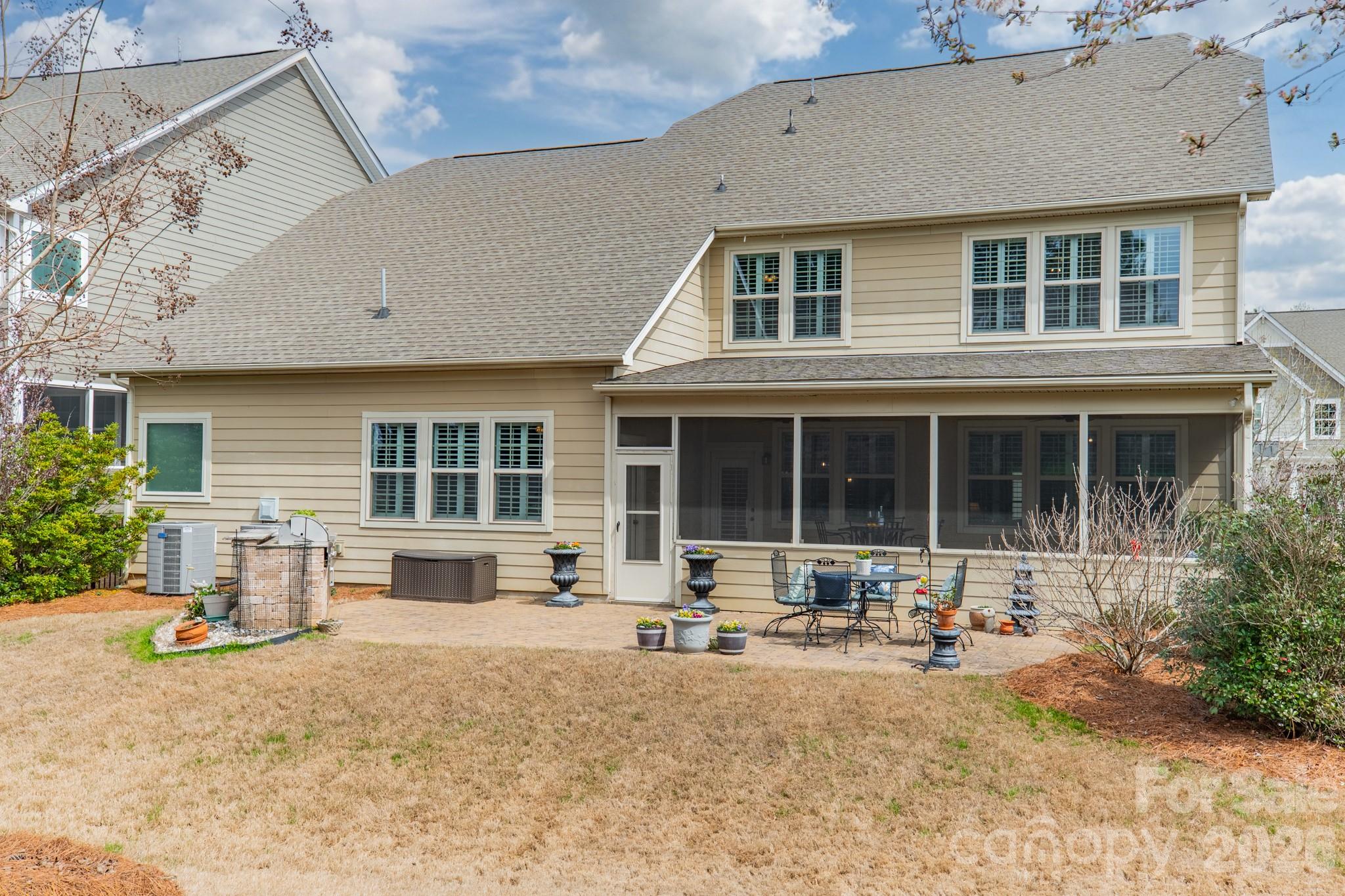 1056 Shiloh Bend Trail