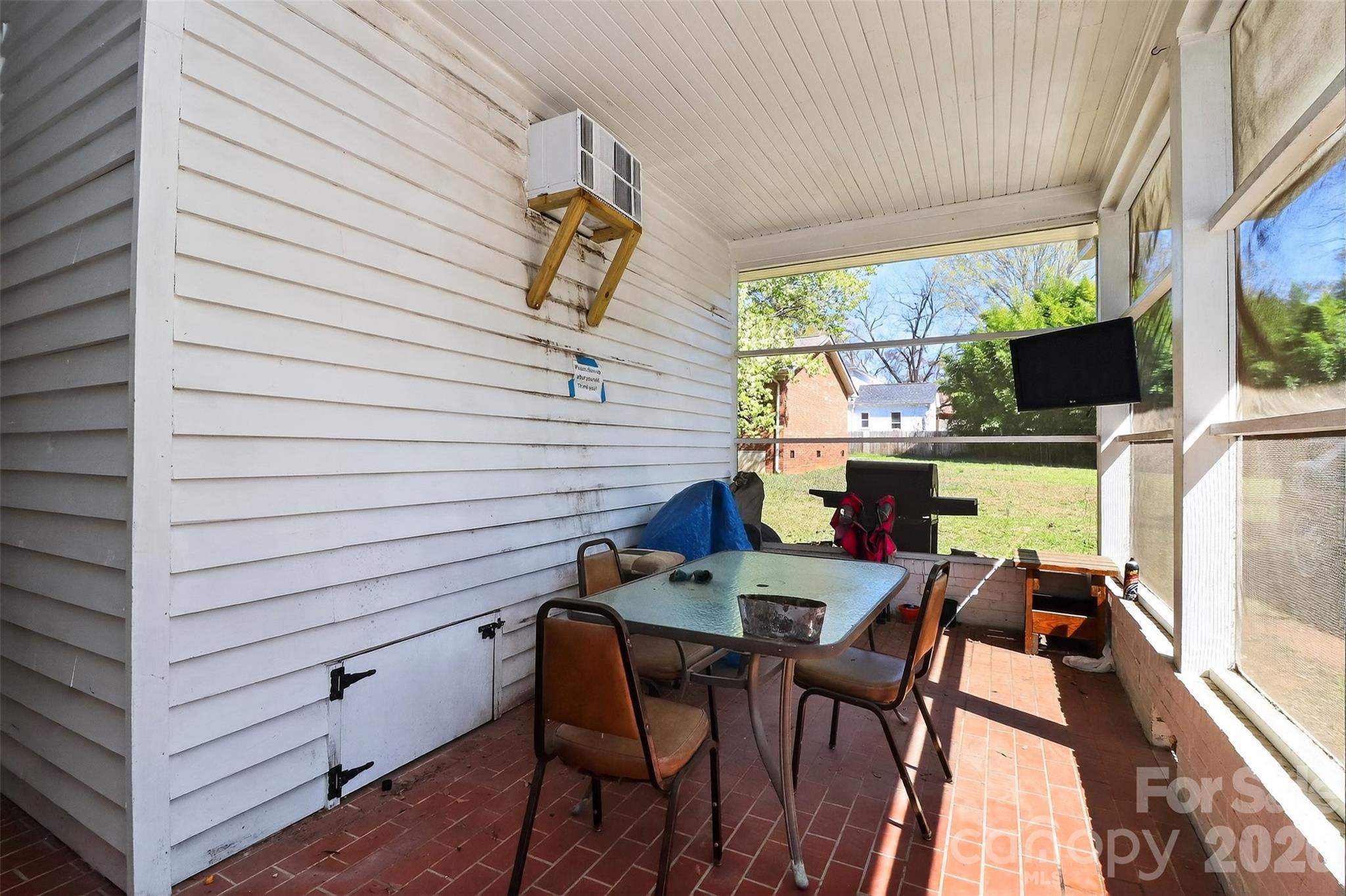 309 Morgan Street