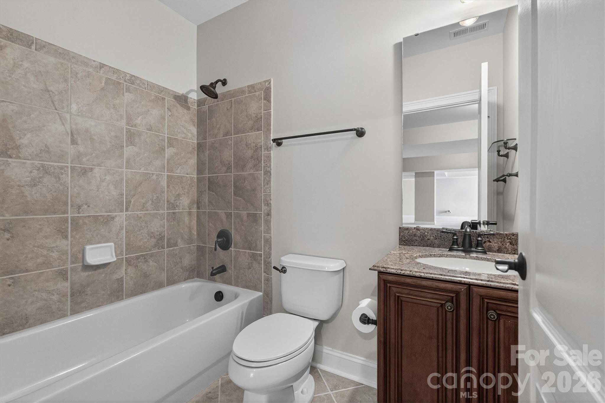 845 Wandering Way Drive