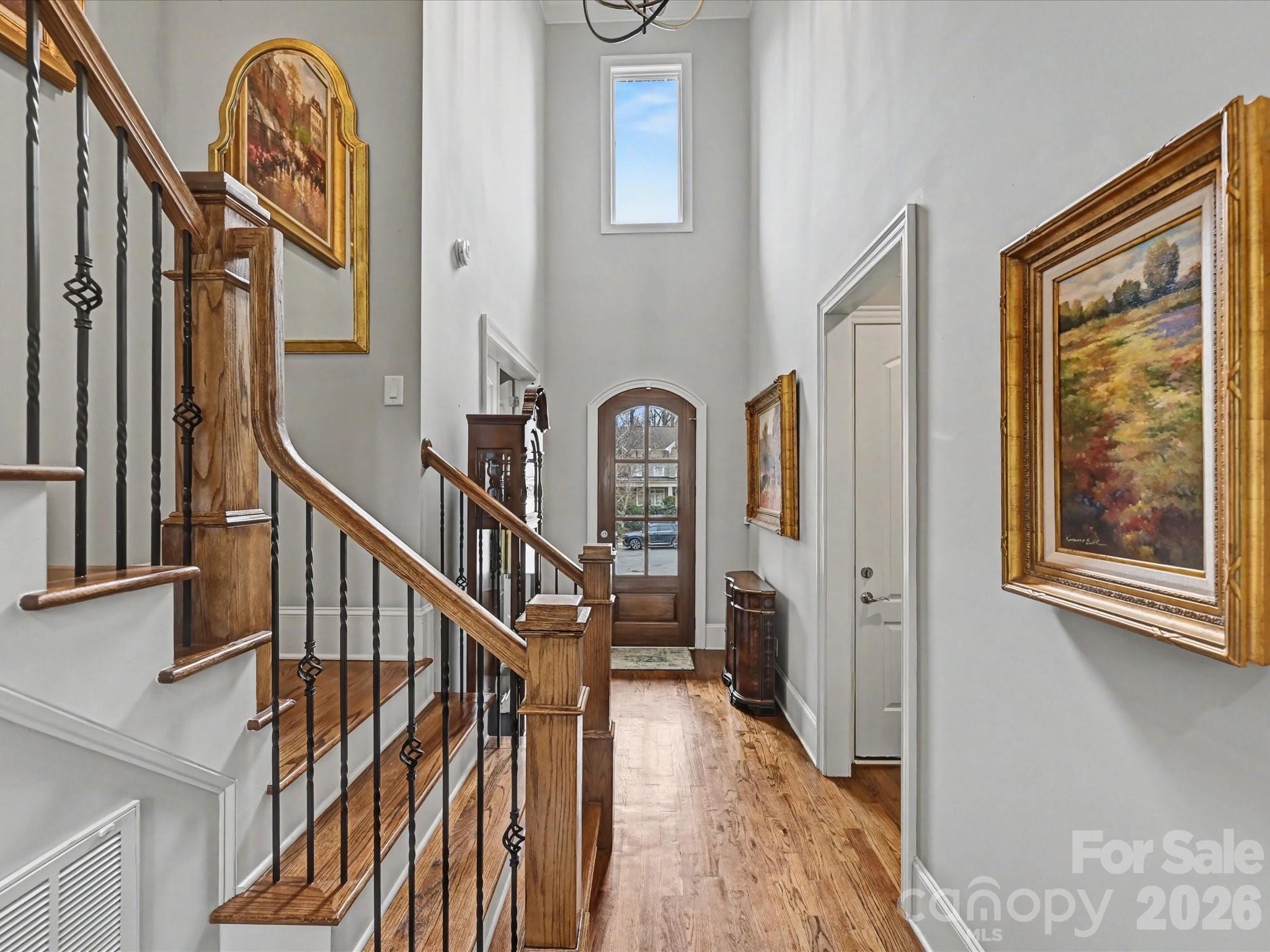 9829 Genevieve Court