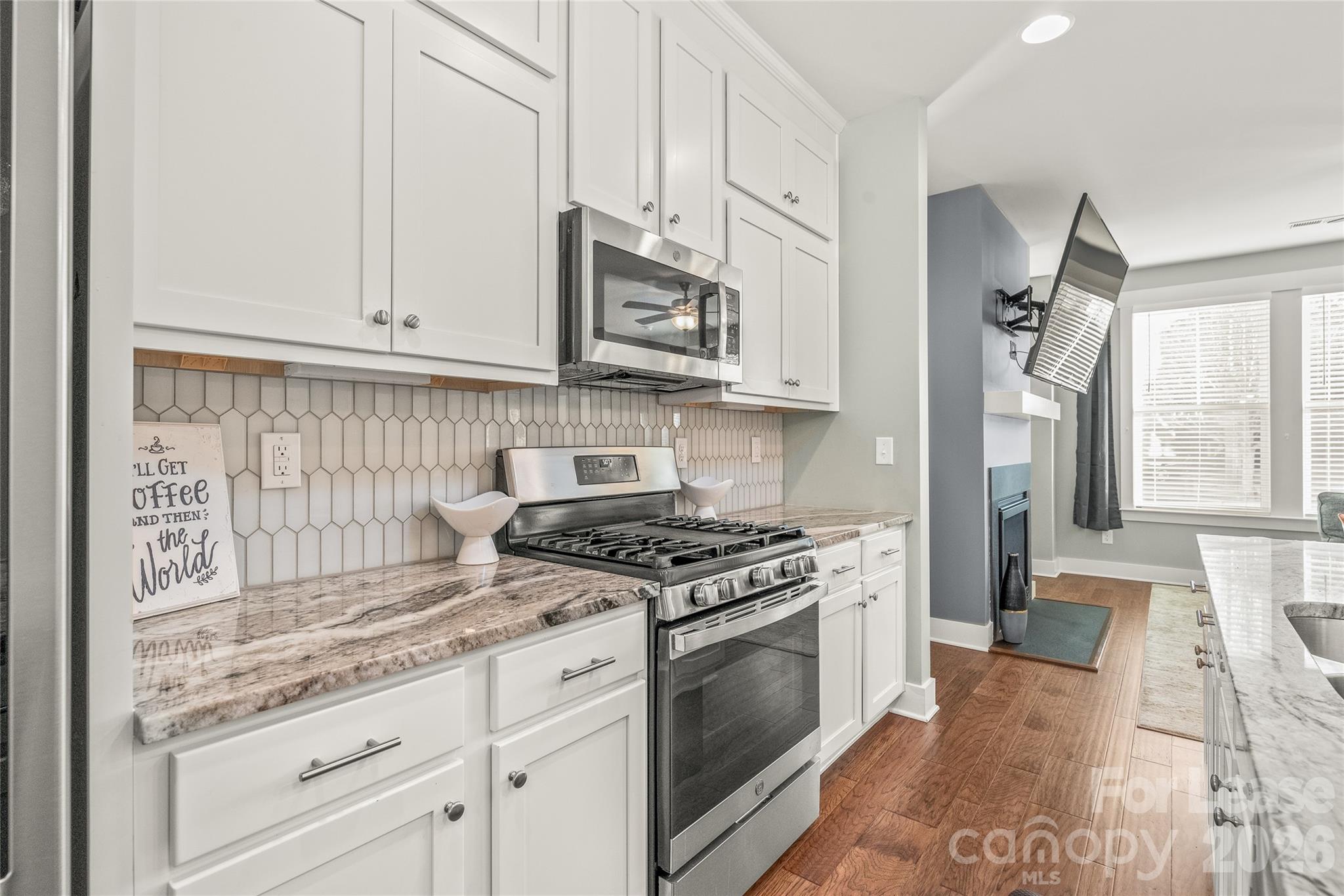554 Amalfi Drive