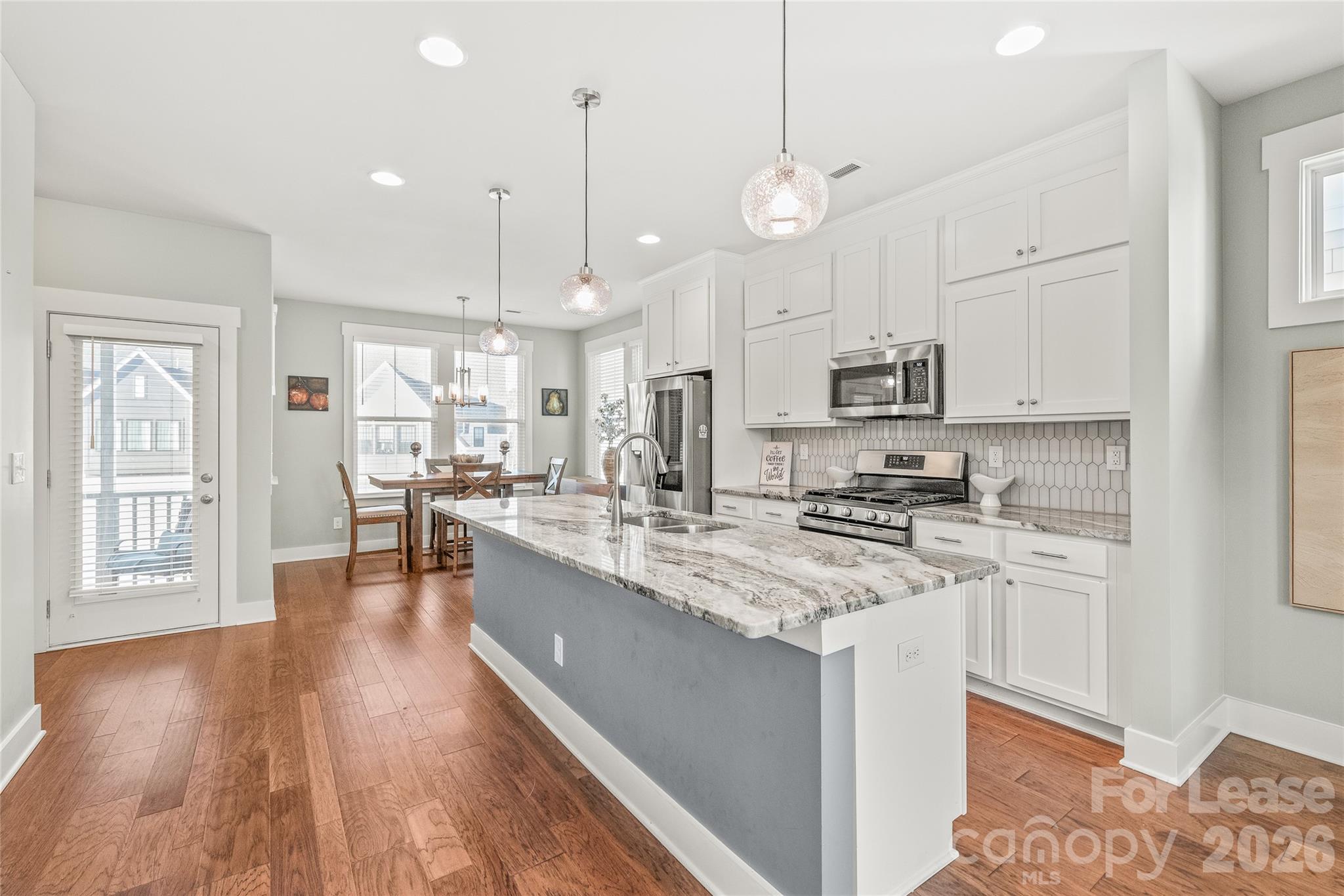554 Amalfi Drive