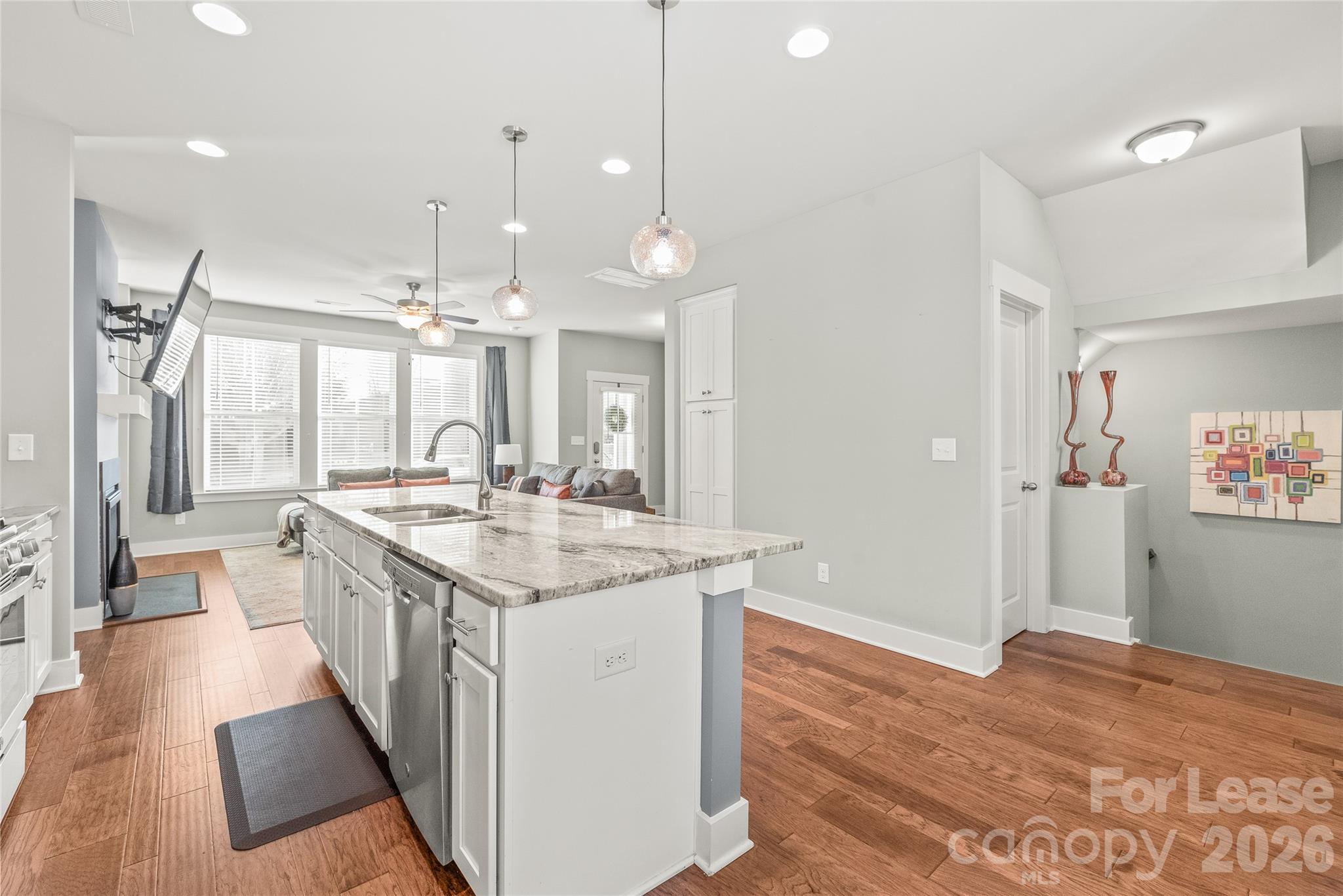 554 Amalfi Drive