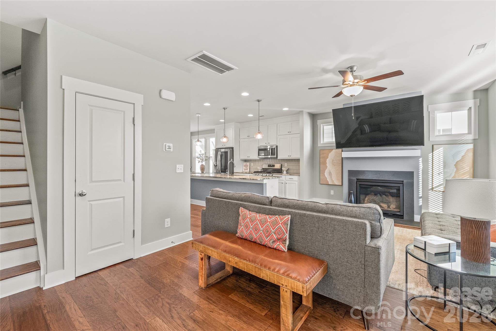 554 Amalfi Drive