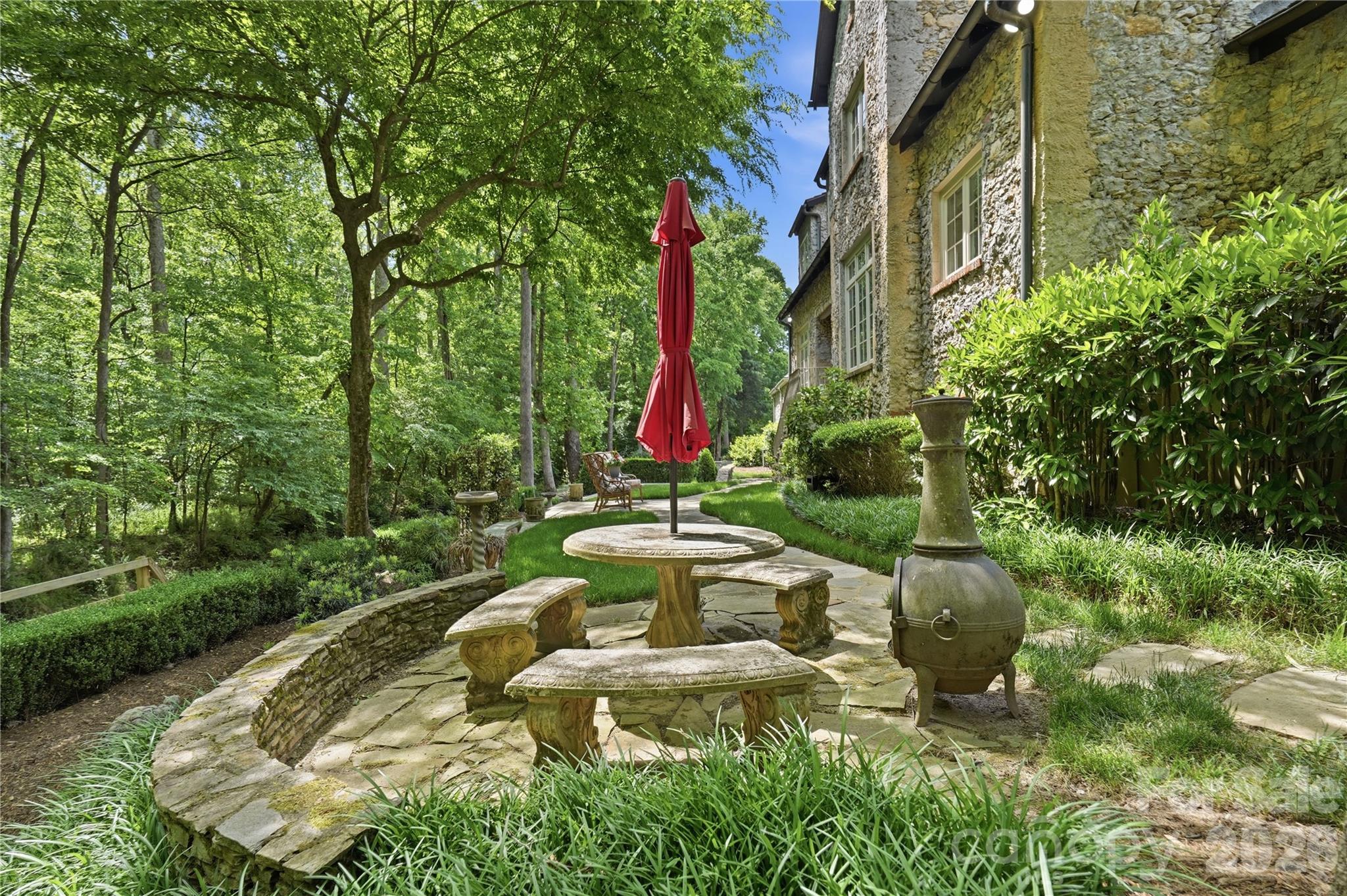 2418 La Maison Drive