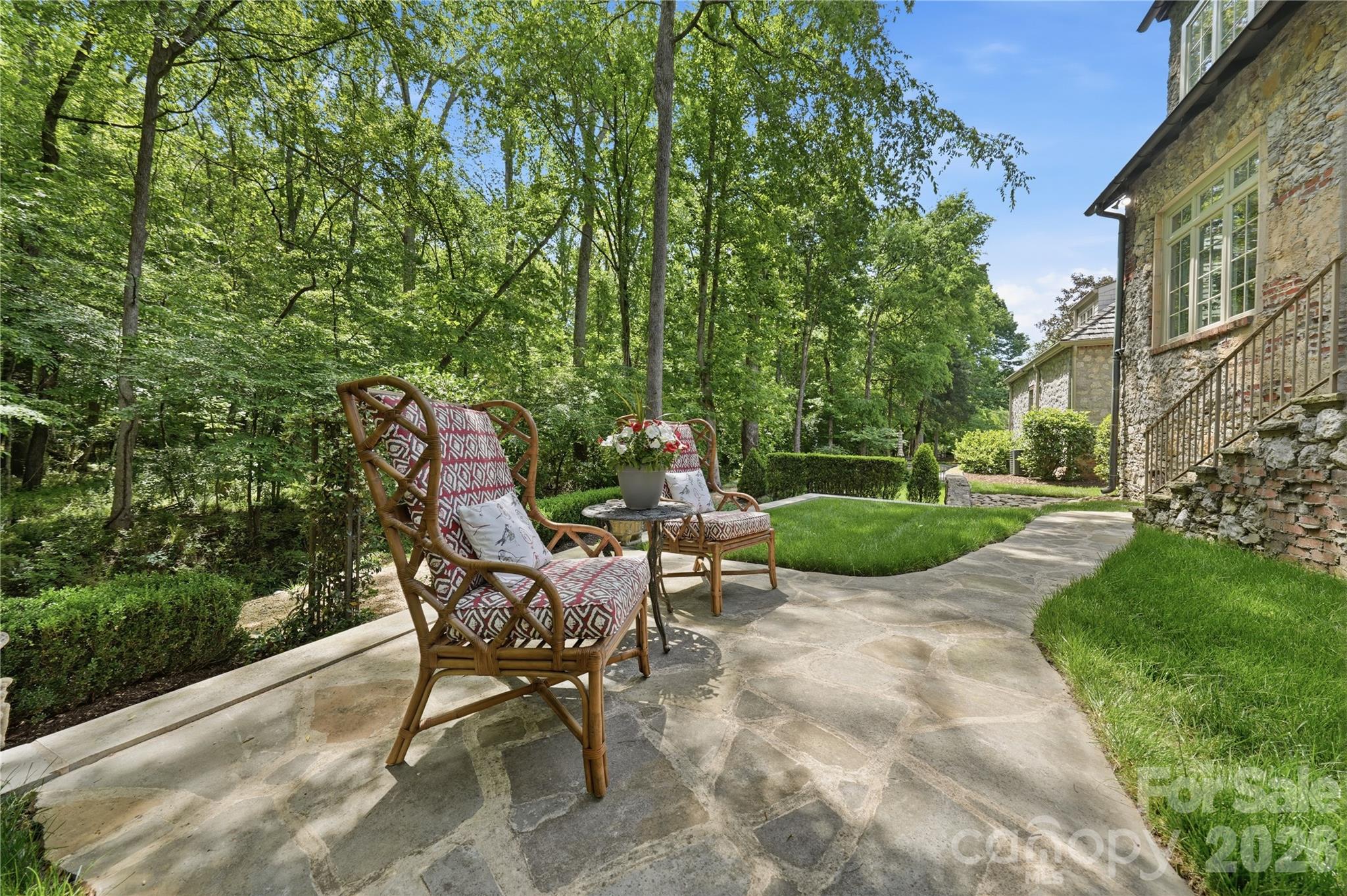 2418 La Maison Drive