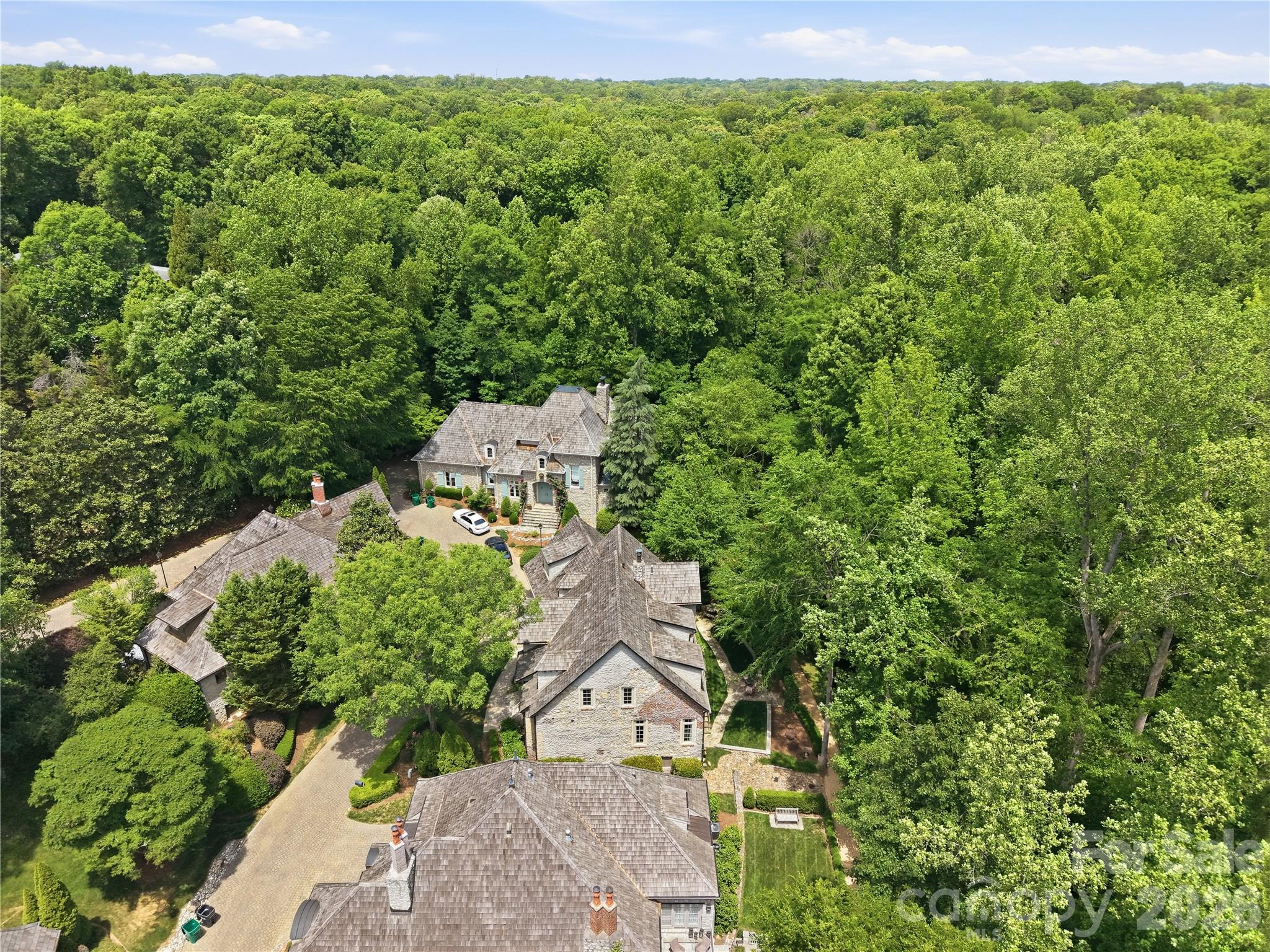 2418 La Maison Drive