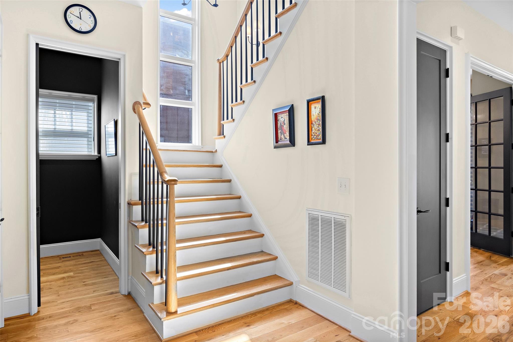 2649 Chesterfield Avenue