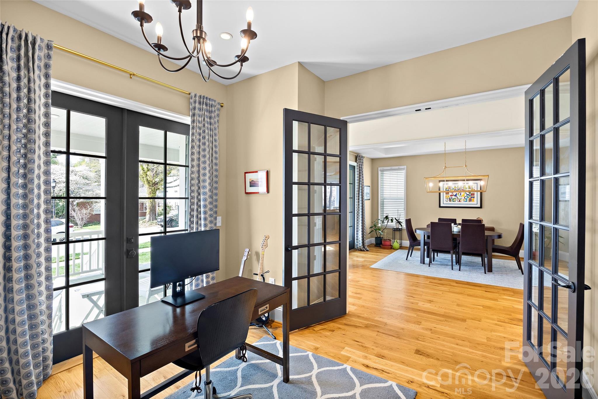 2649 Chesterfield Avenue