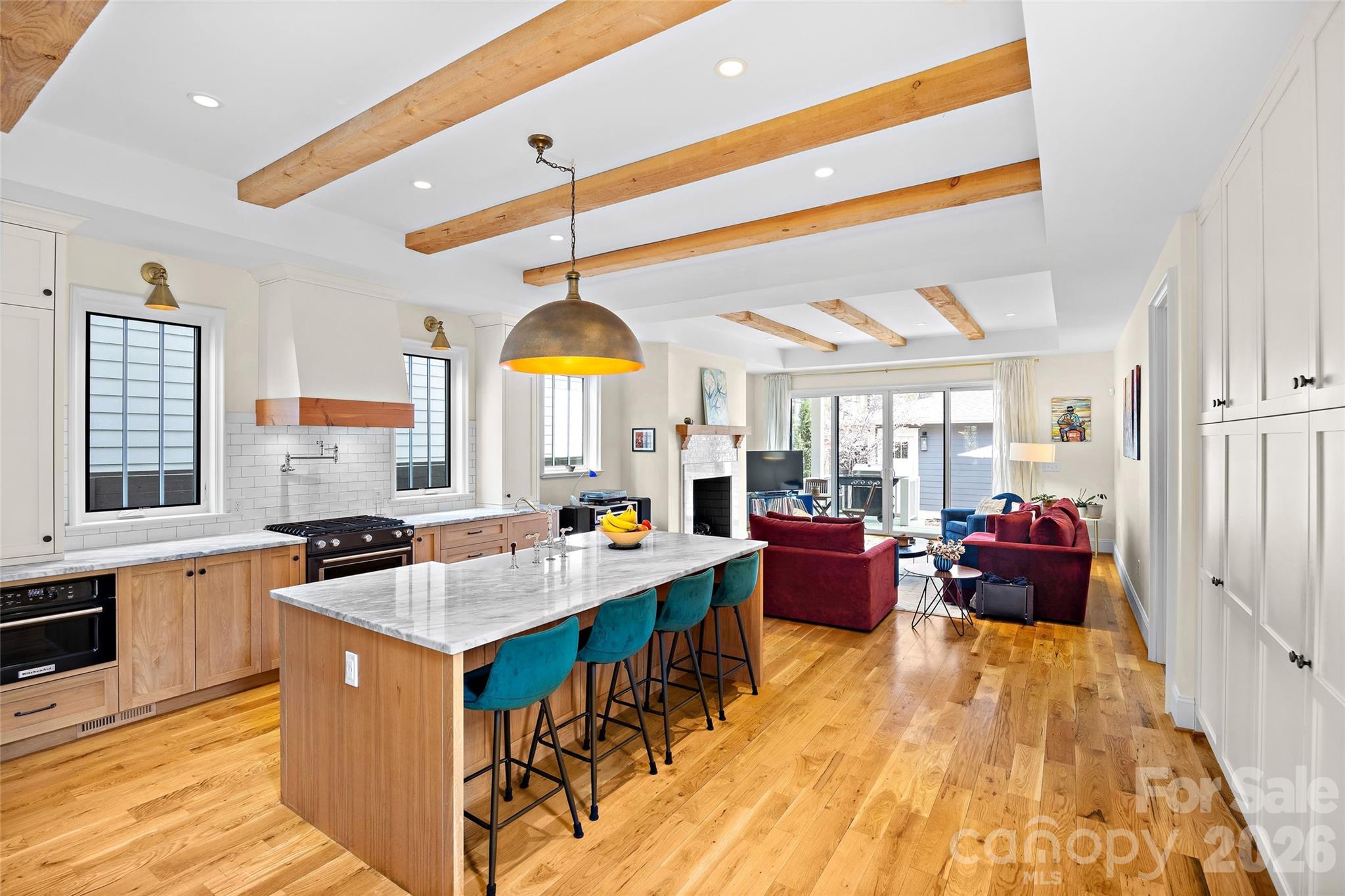 2649 Chesterfield Avenue