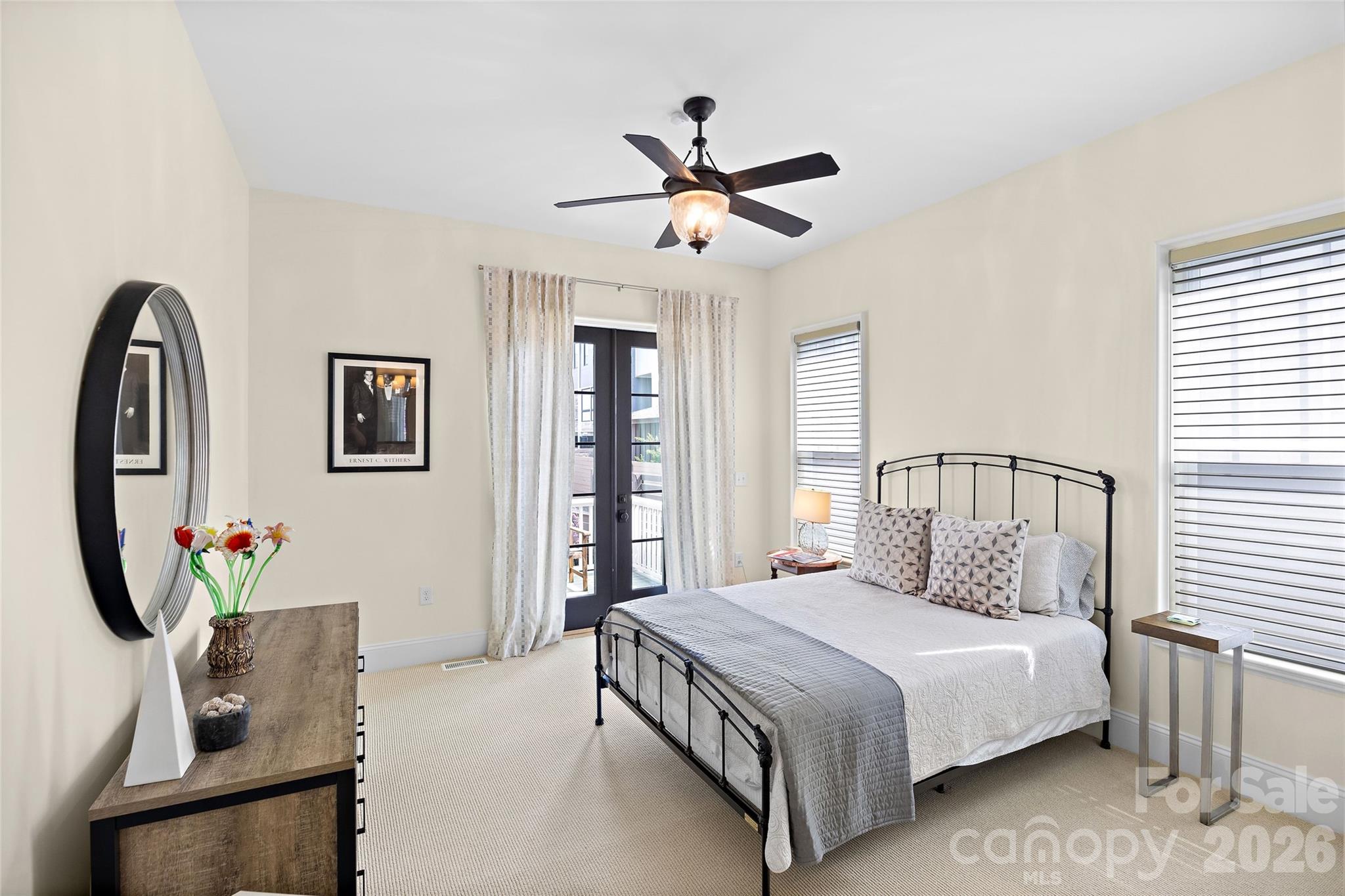 2649 Chesterfield Avenue