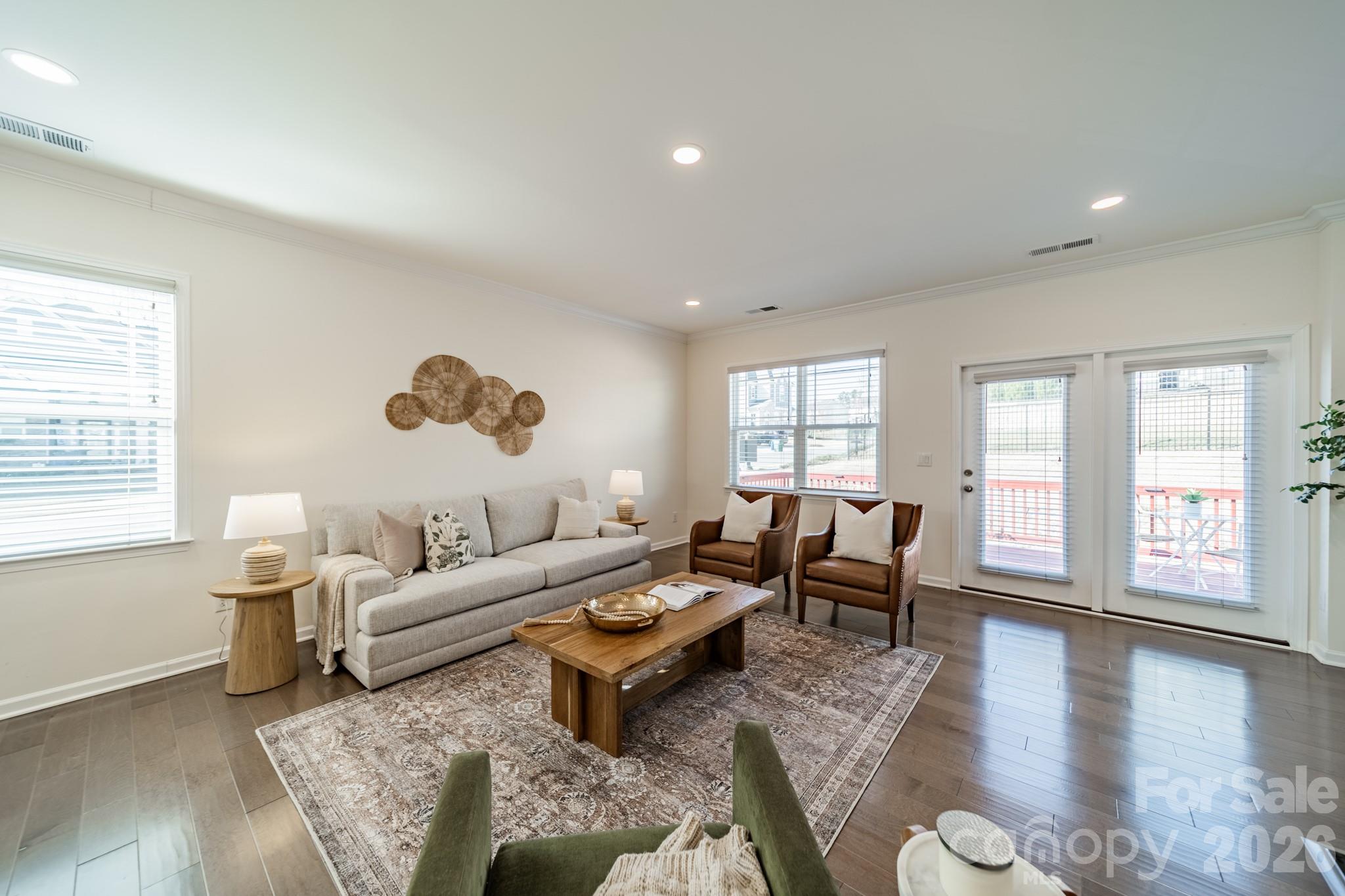 1032 Argentium Way