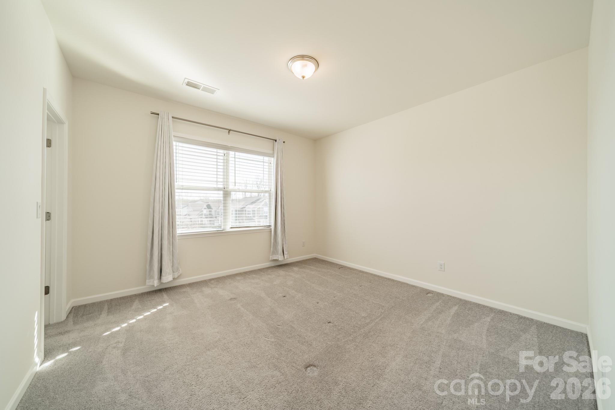 1032 Argentium Way