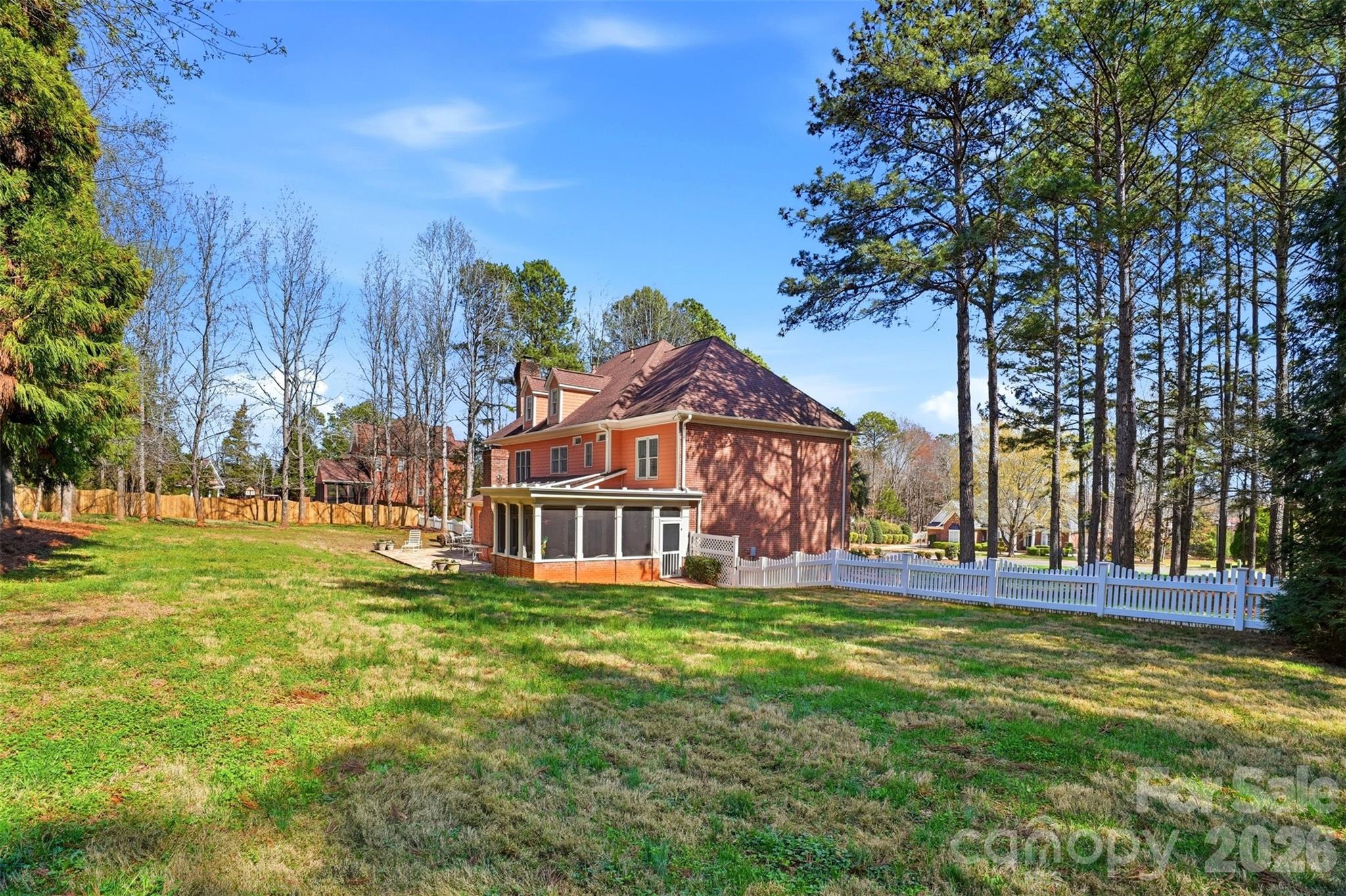 6041 Bluebird Hill Lane