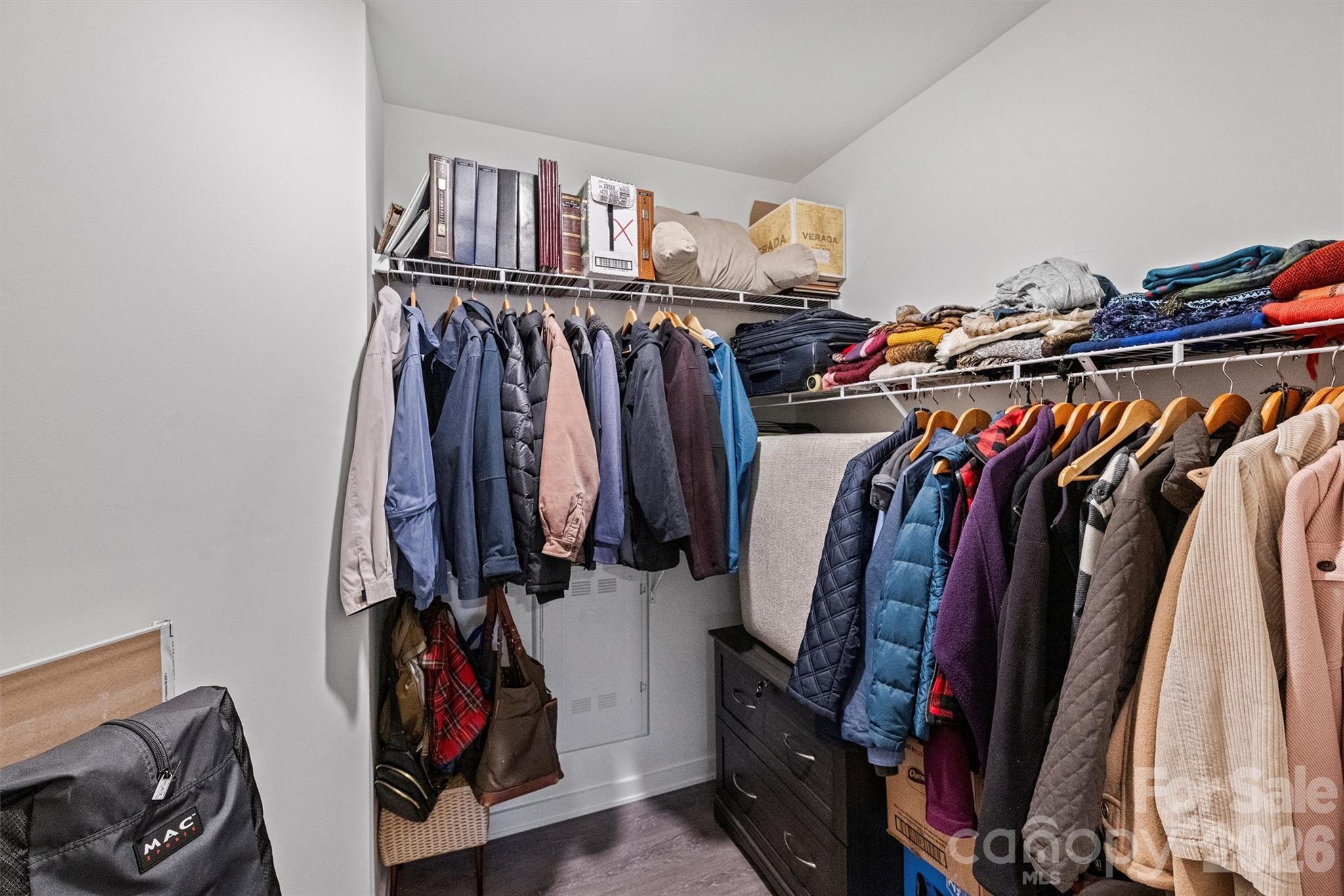 3630 N Davidson Street Unit: 2201