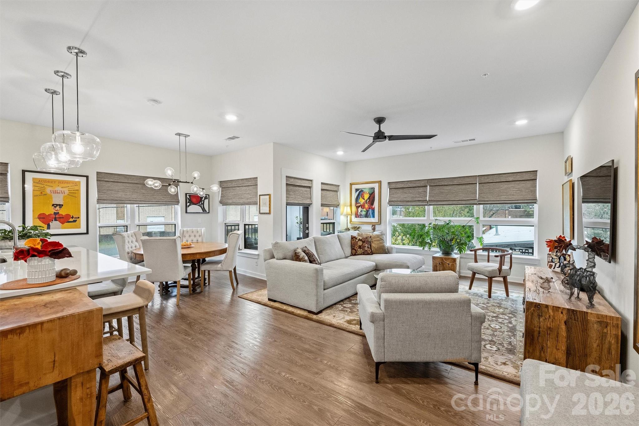 3630 N Davidson Street Unit: 2201