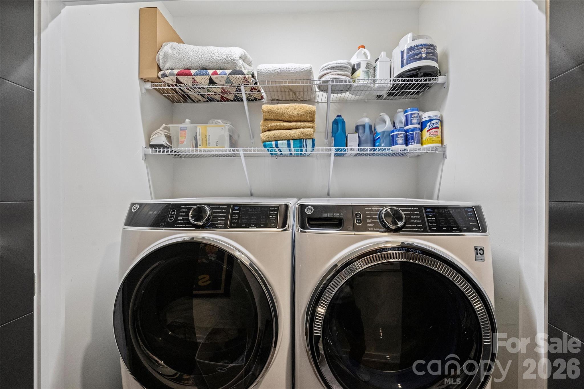 3630 N Davidson Street Unit: 2201