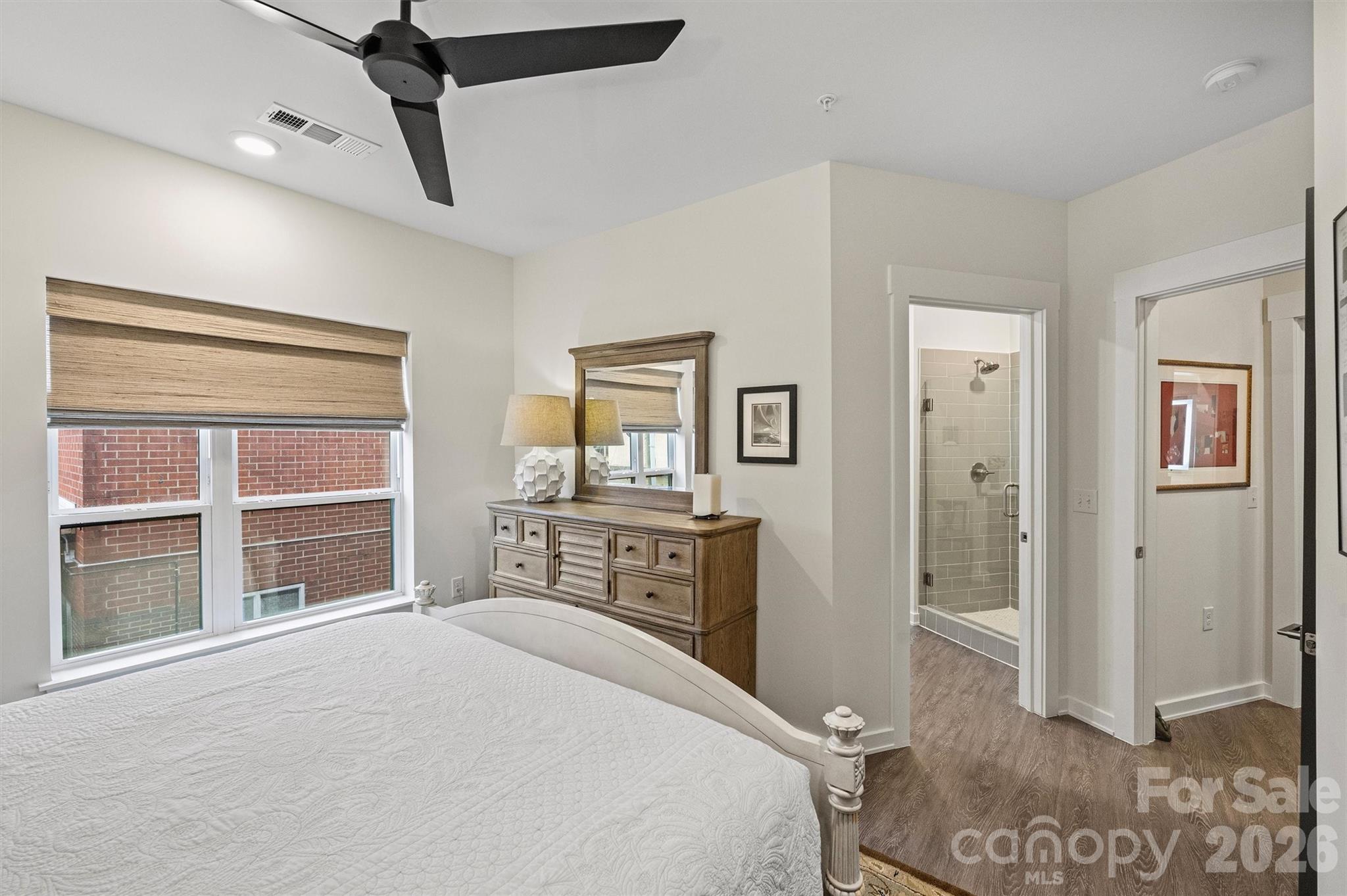 3630 N Davidson Street Unit: 2201