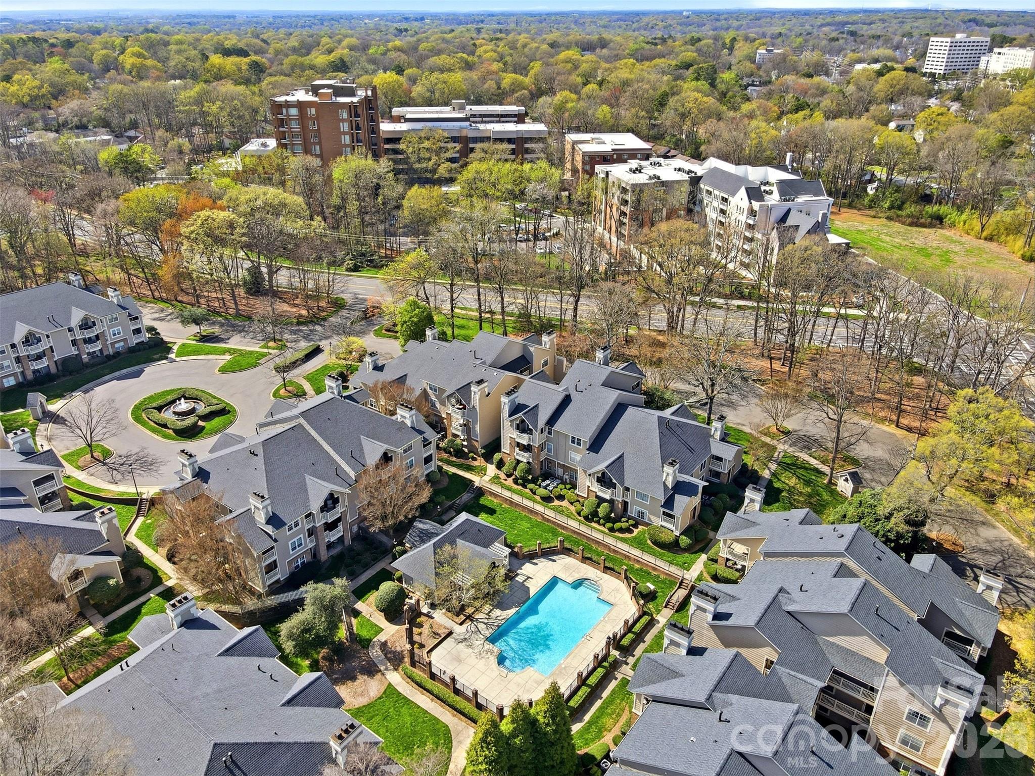 5007 Sharon Road Unit: P