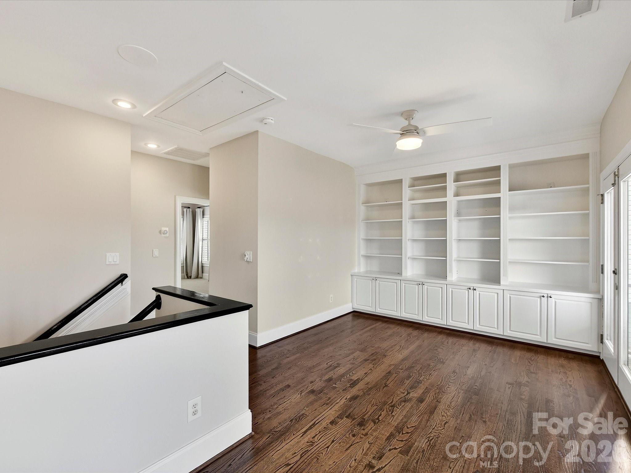 10030 TRIPLE OAK Road