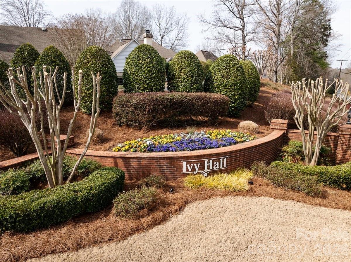 10410 Newberry Park Lane