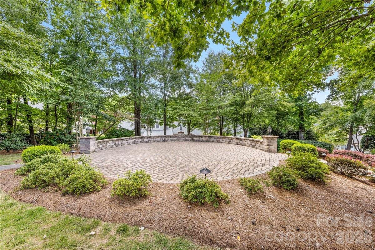 10410 Newberry Park Lane
