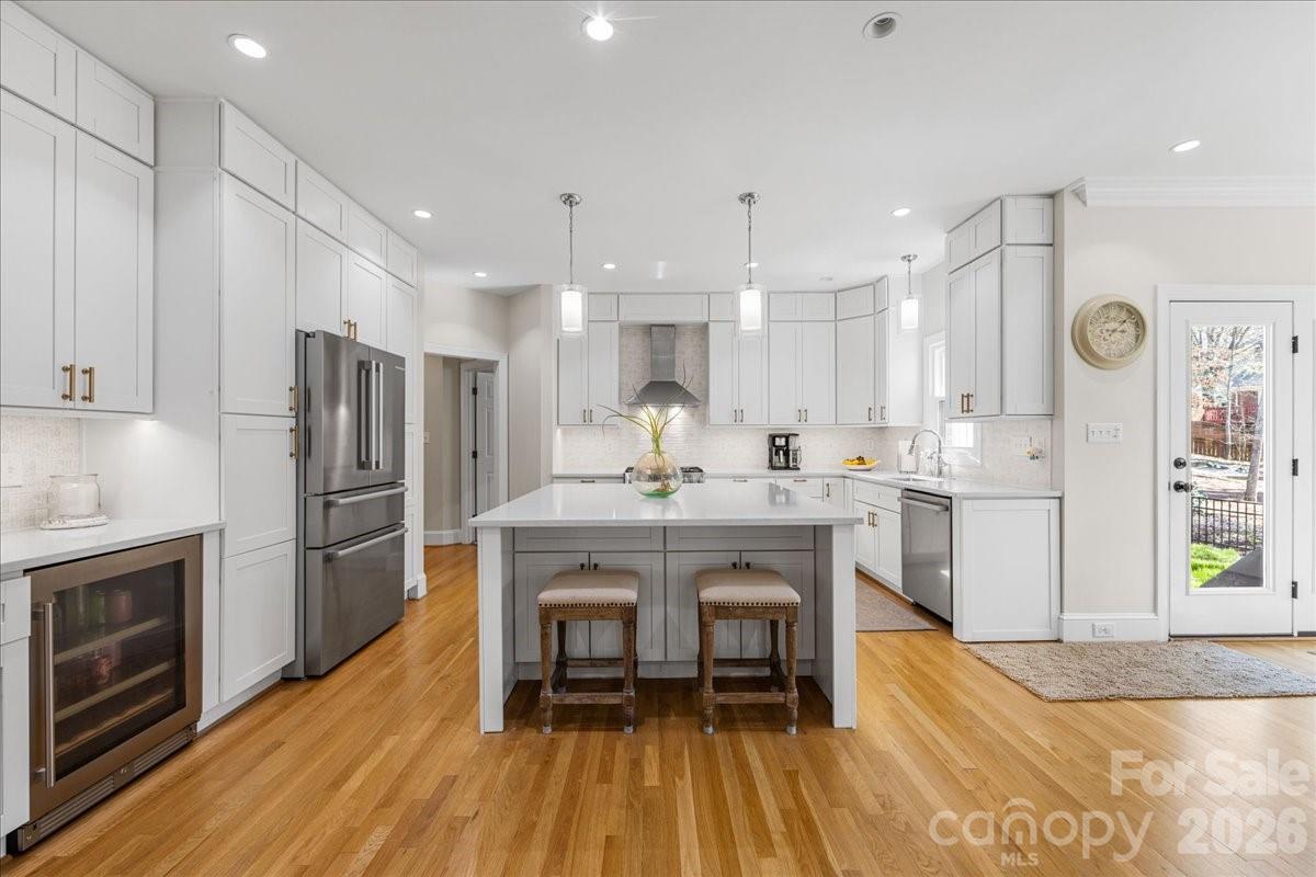 10410 Newberry Park Lane