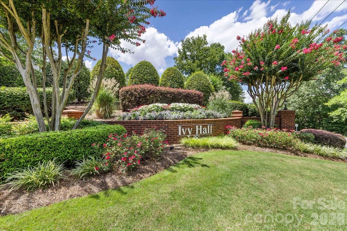 10410 Newberry Park Lane