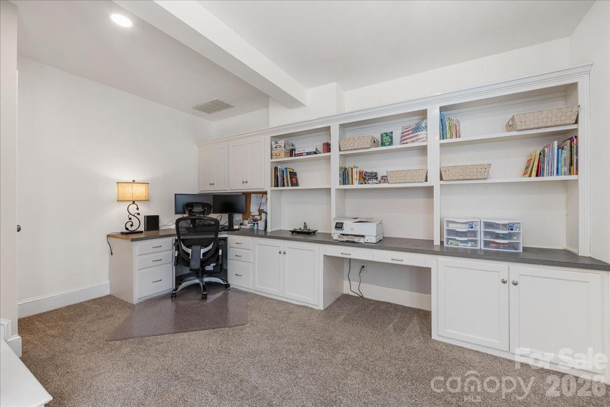 10410 Newberry Park Lane