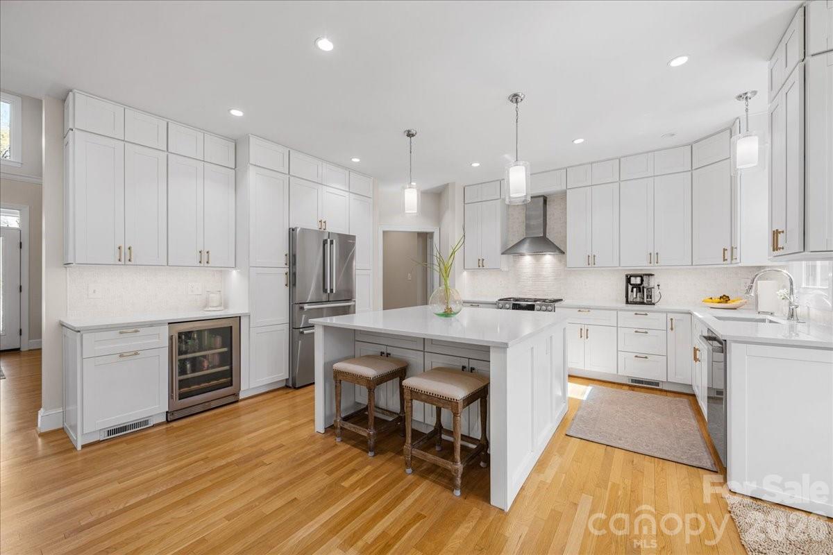 10410 Newberry Park Lane