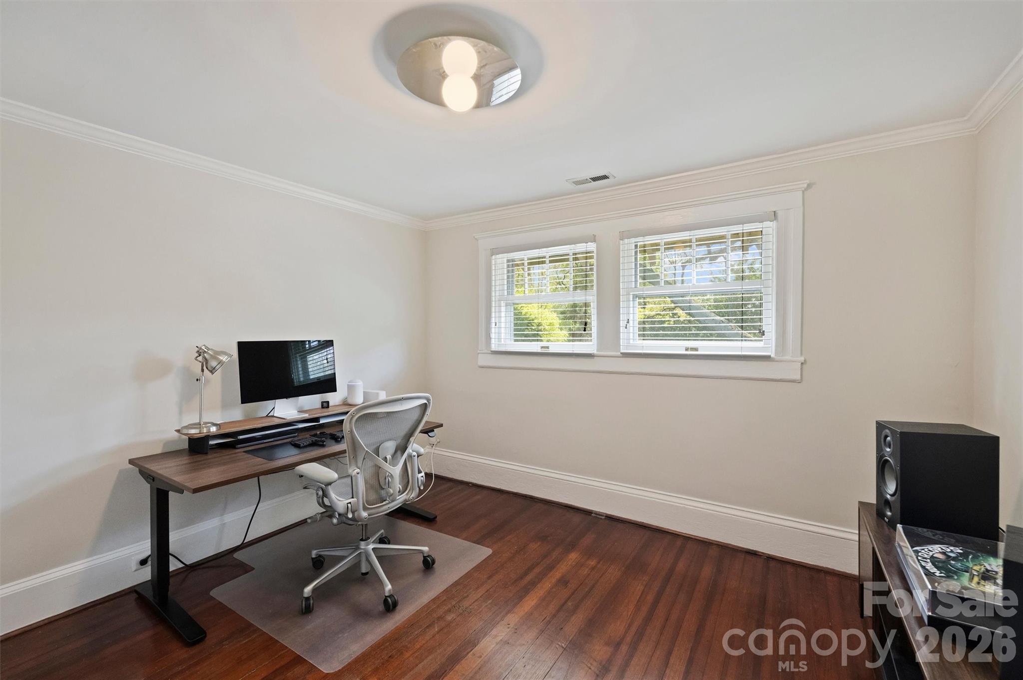 712 Sunnyside Avenue