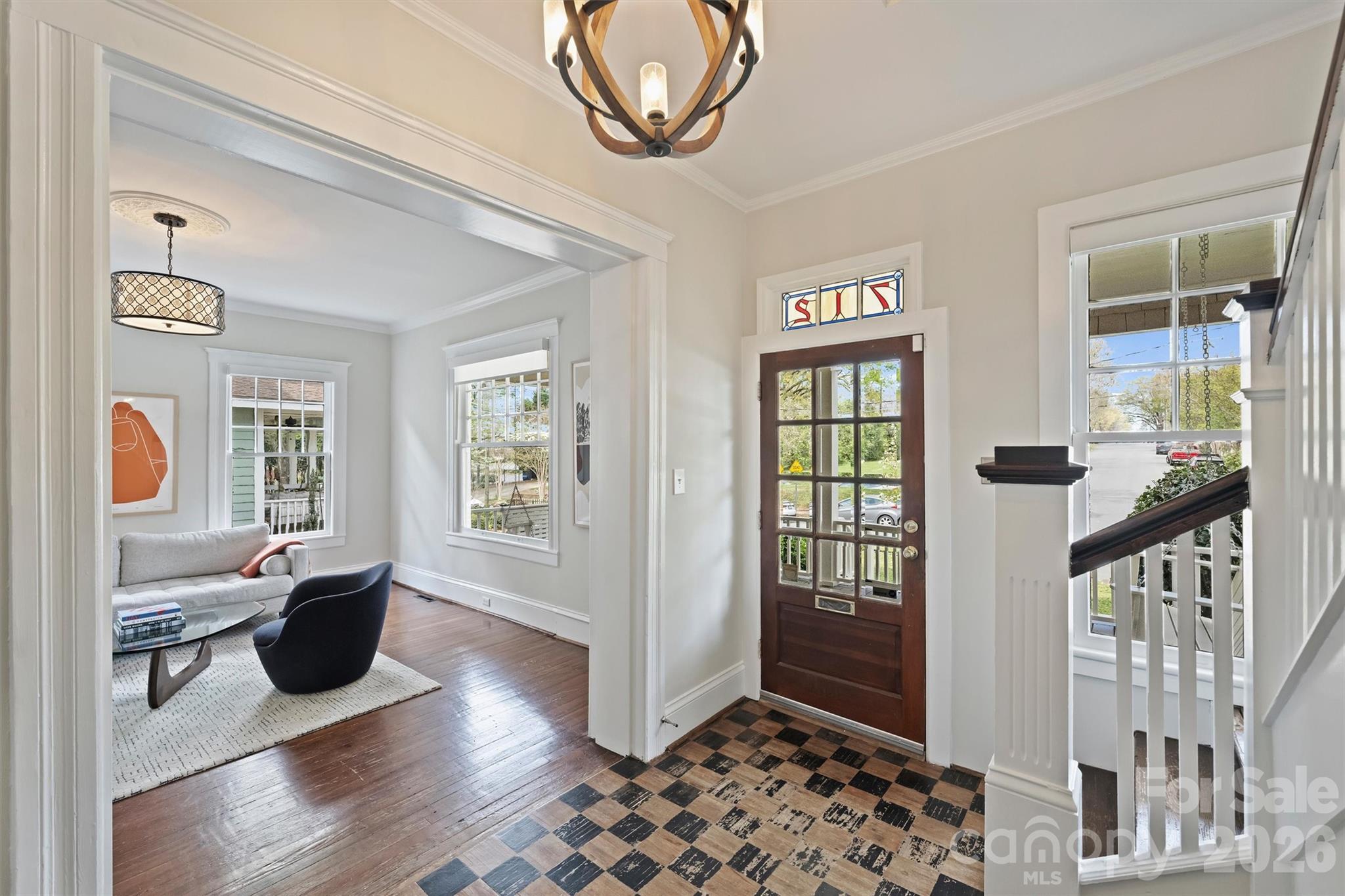 712 Sunnyside Avenue